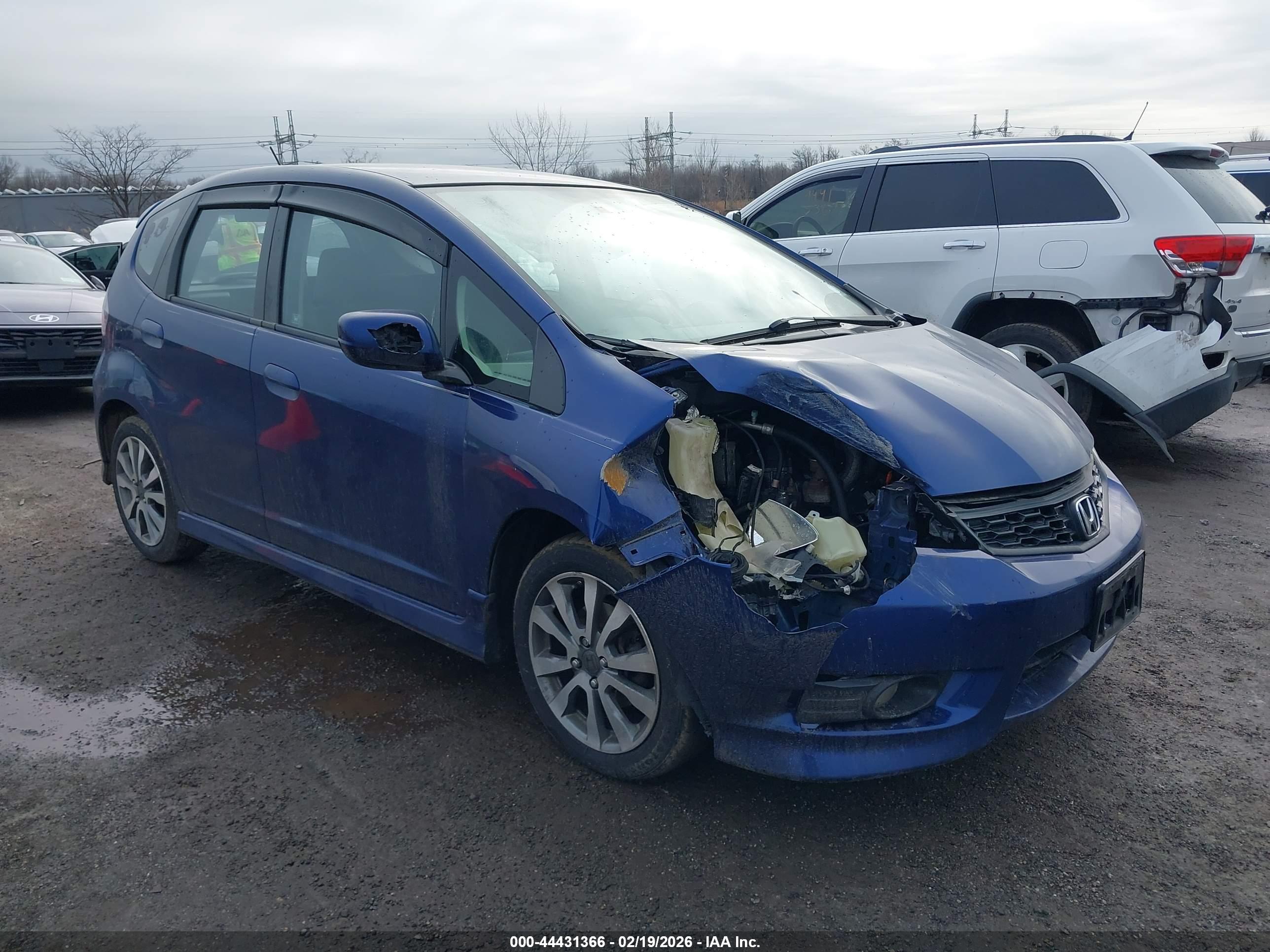 HONDA FIT image 6