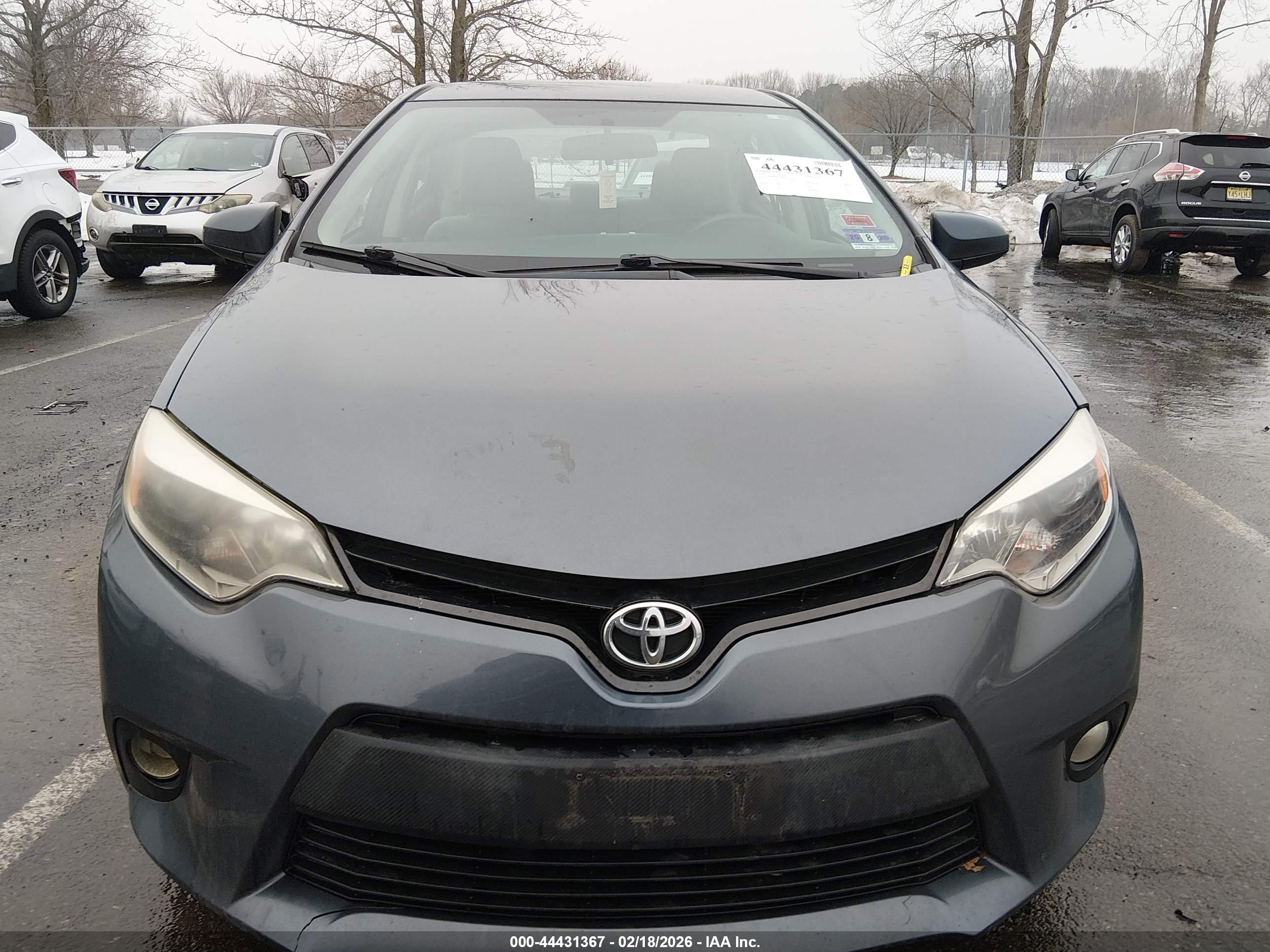 TOYOTA COROLLA image 6