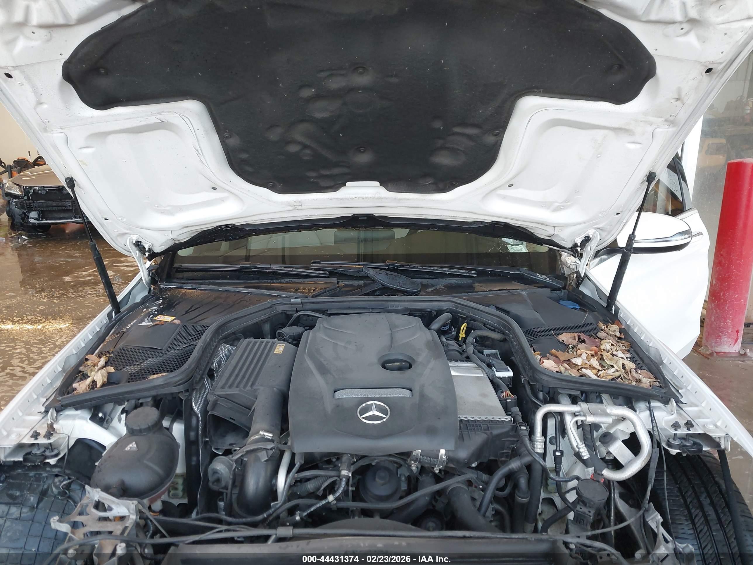 MERCEDES-BENZ C image 10
