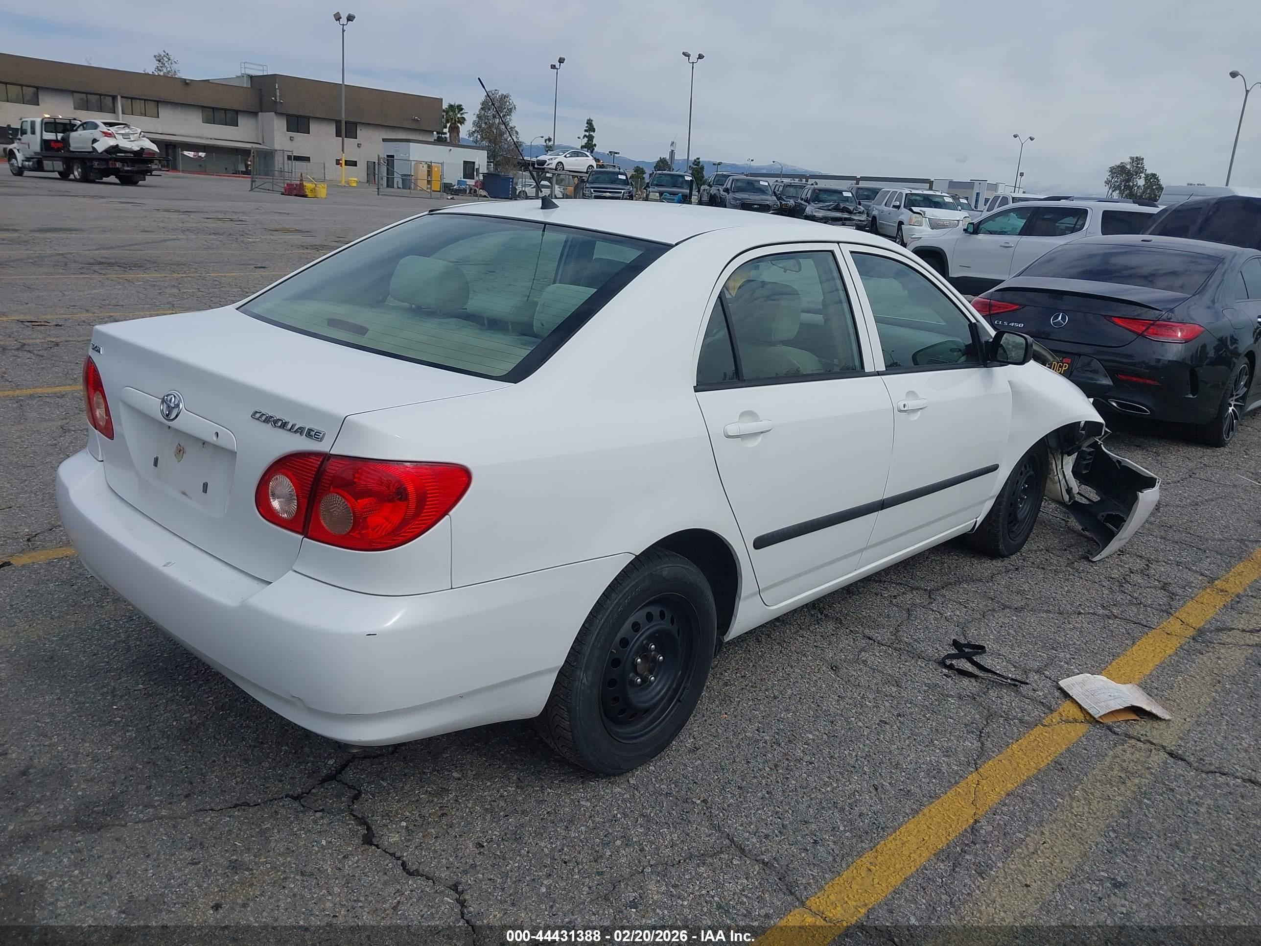 TOYOTA COROLLA image 4