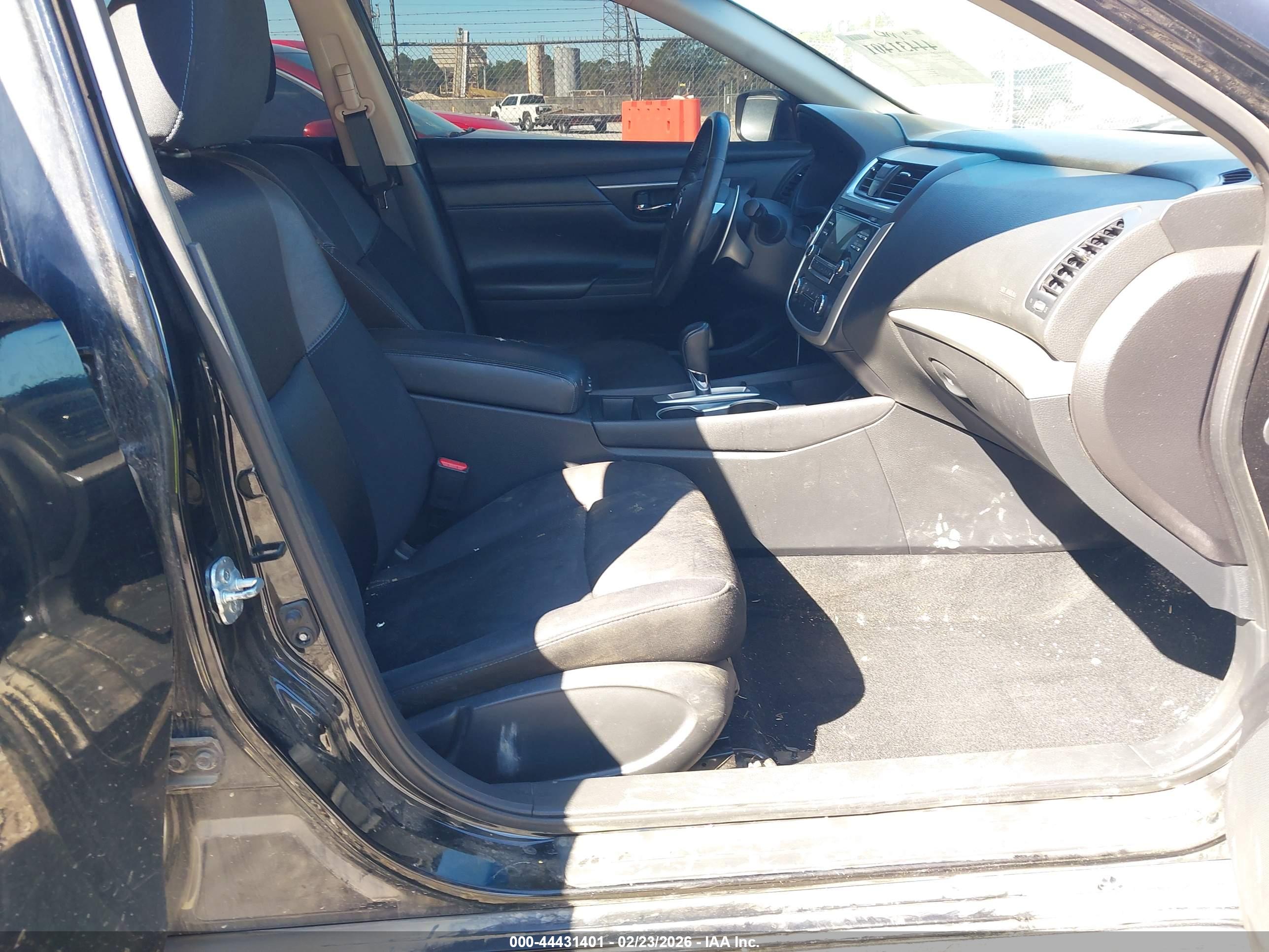 NISSAN ALTIMA image 5