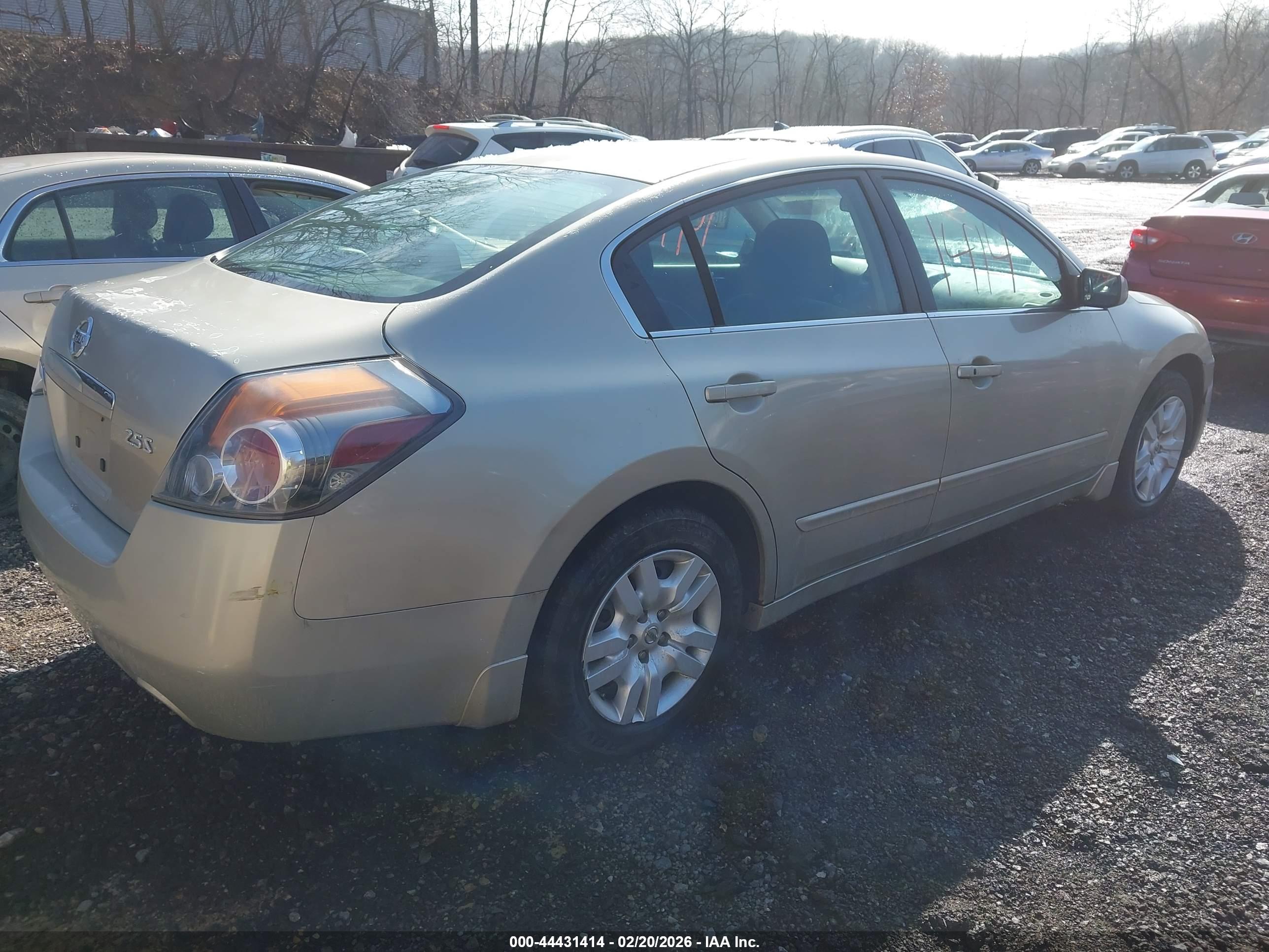 NISSAN ALTIMA image 4