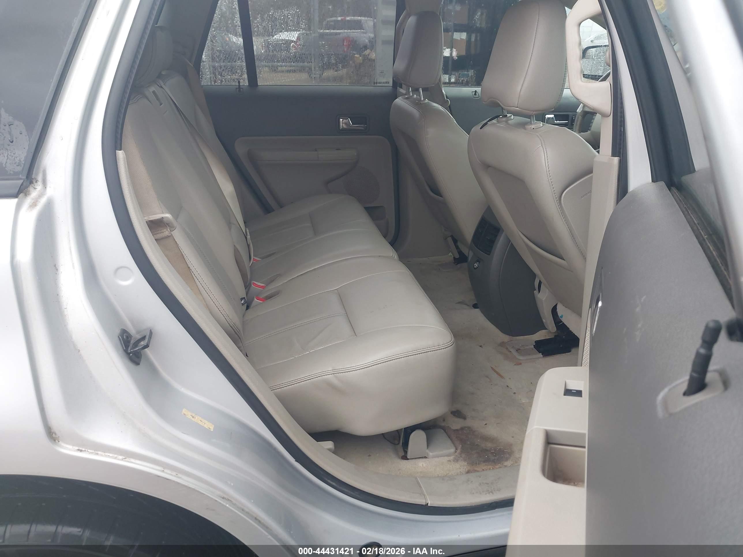 FORD EDGE image 8