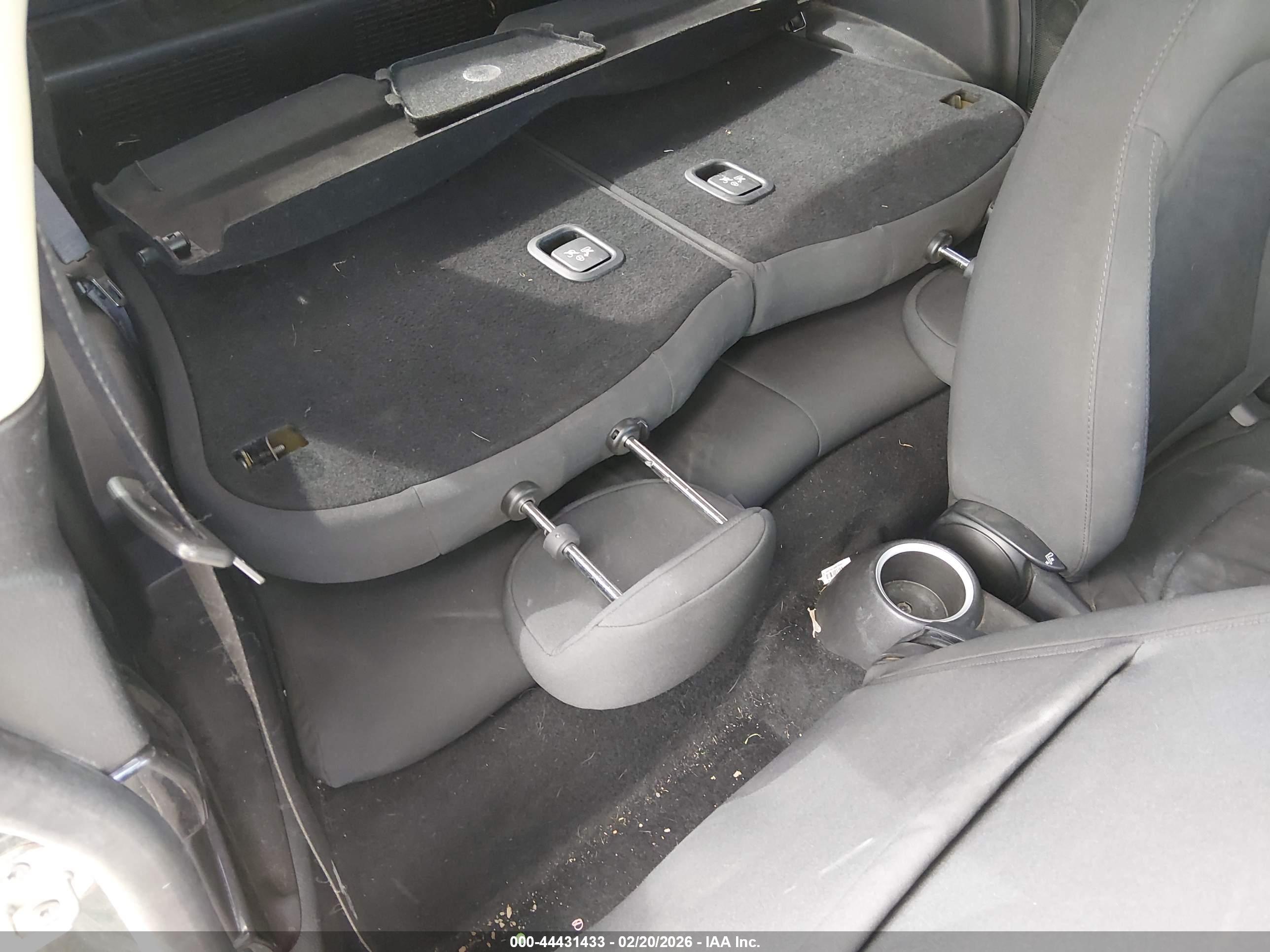 MINI COOPER image 8