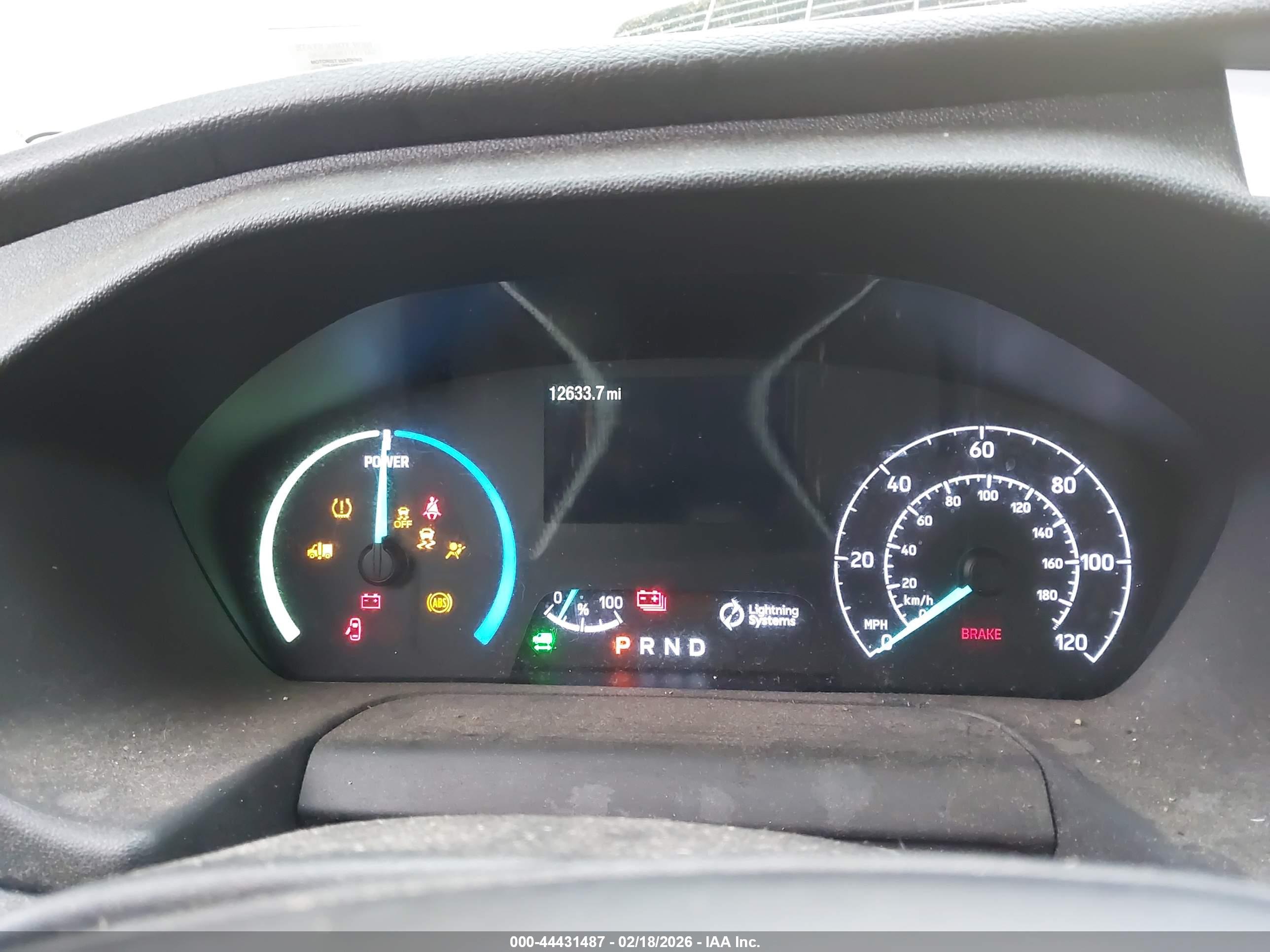 FORD TRANSIT-350 image 6