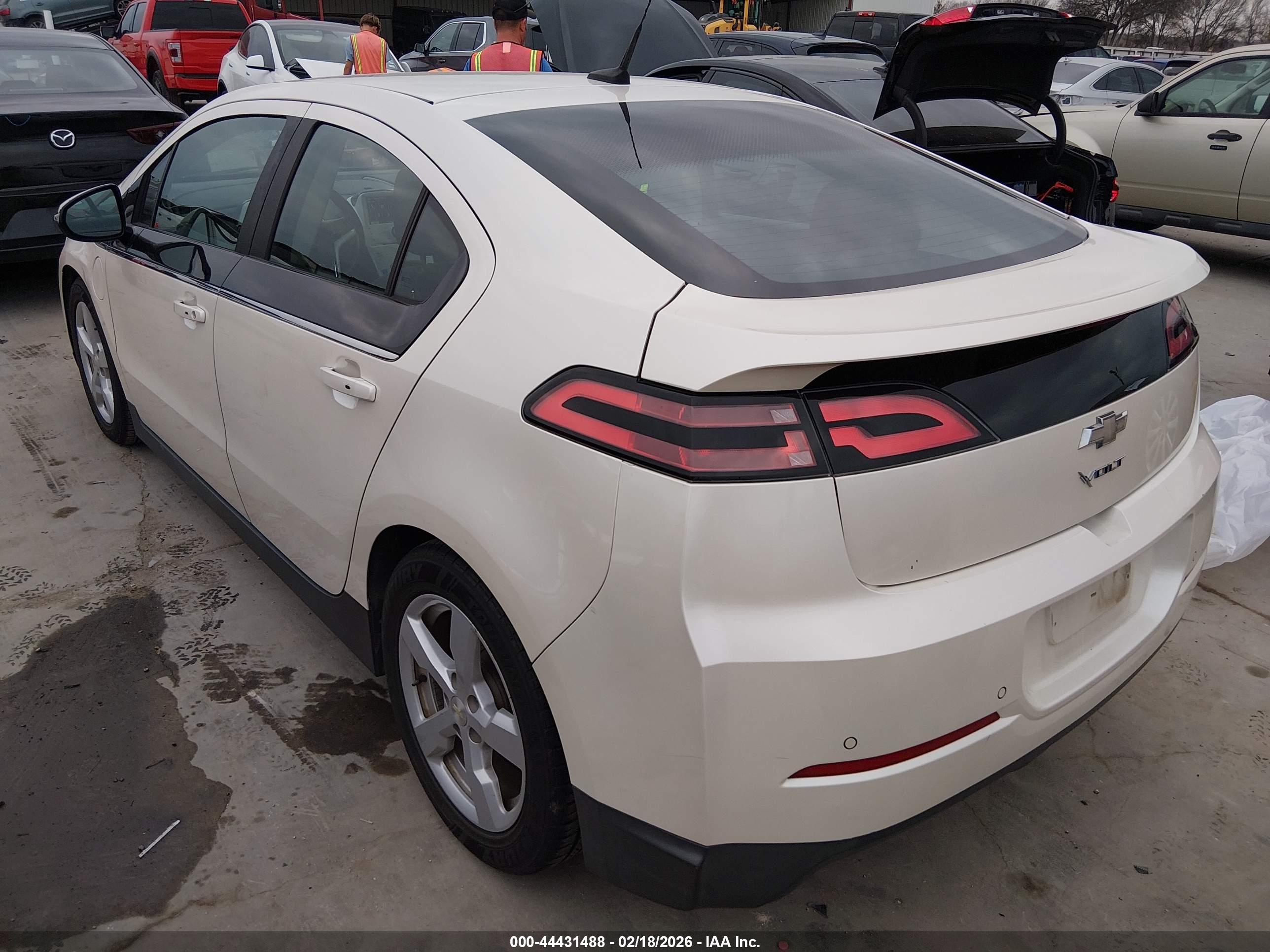 CHEVROLET VOLT image 3