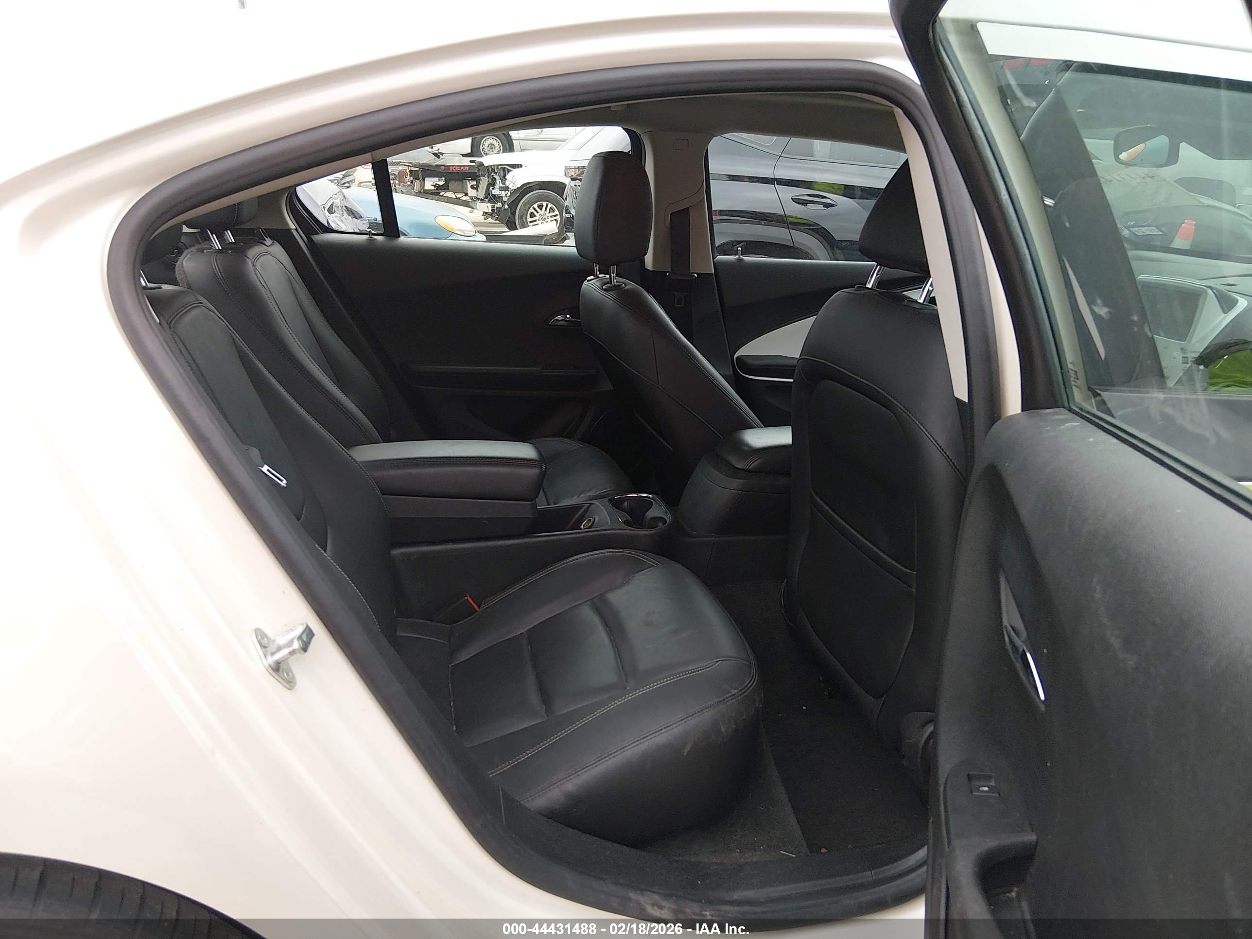 CHEVROLET VOLT image 8