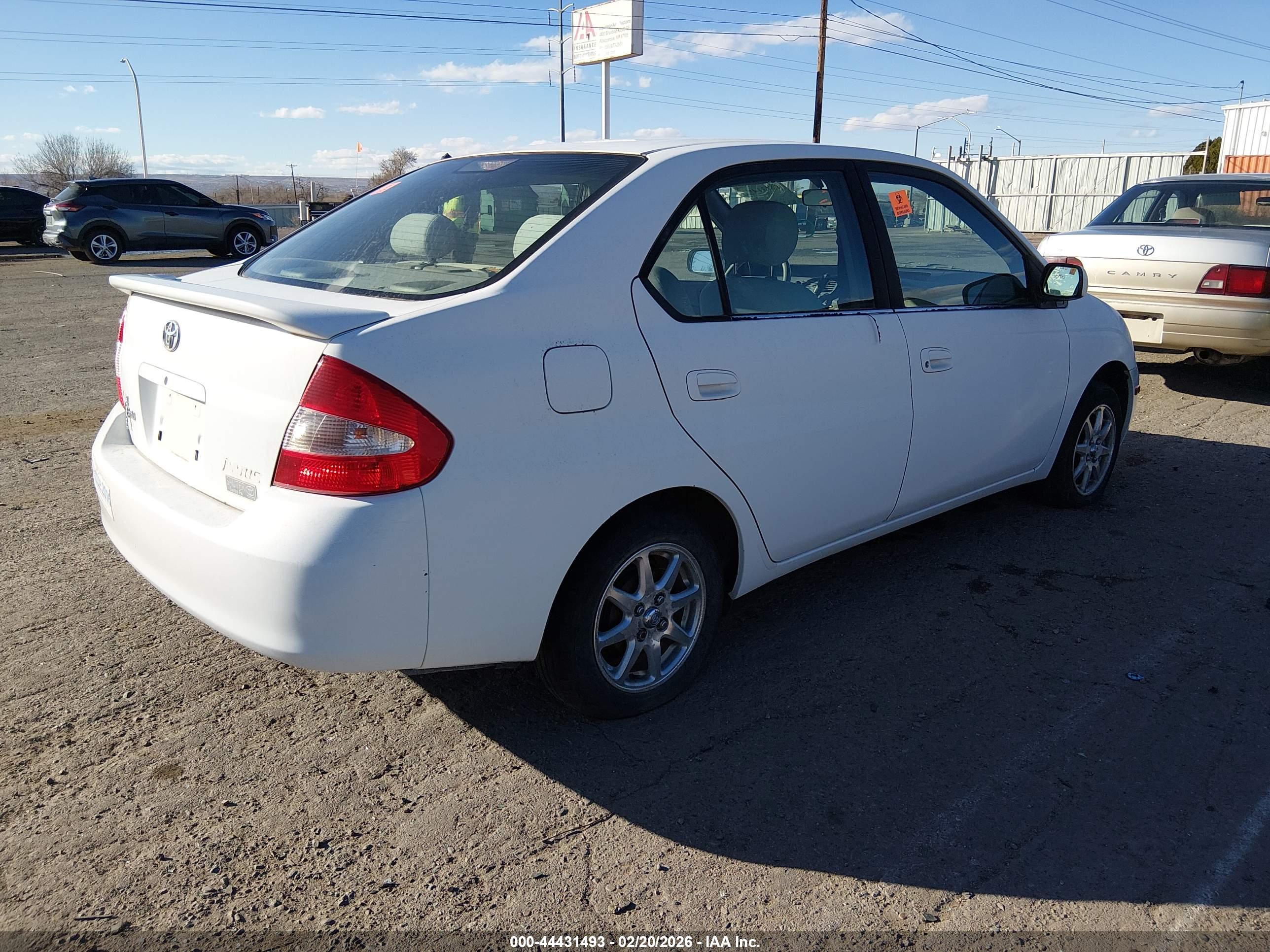 TOYOTA PRIUS image 4