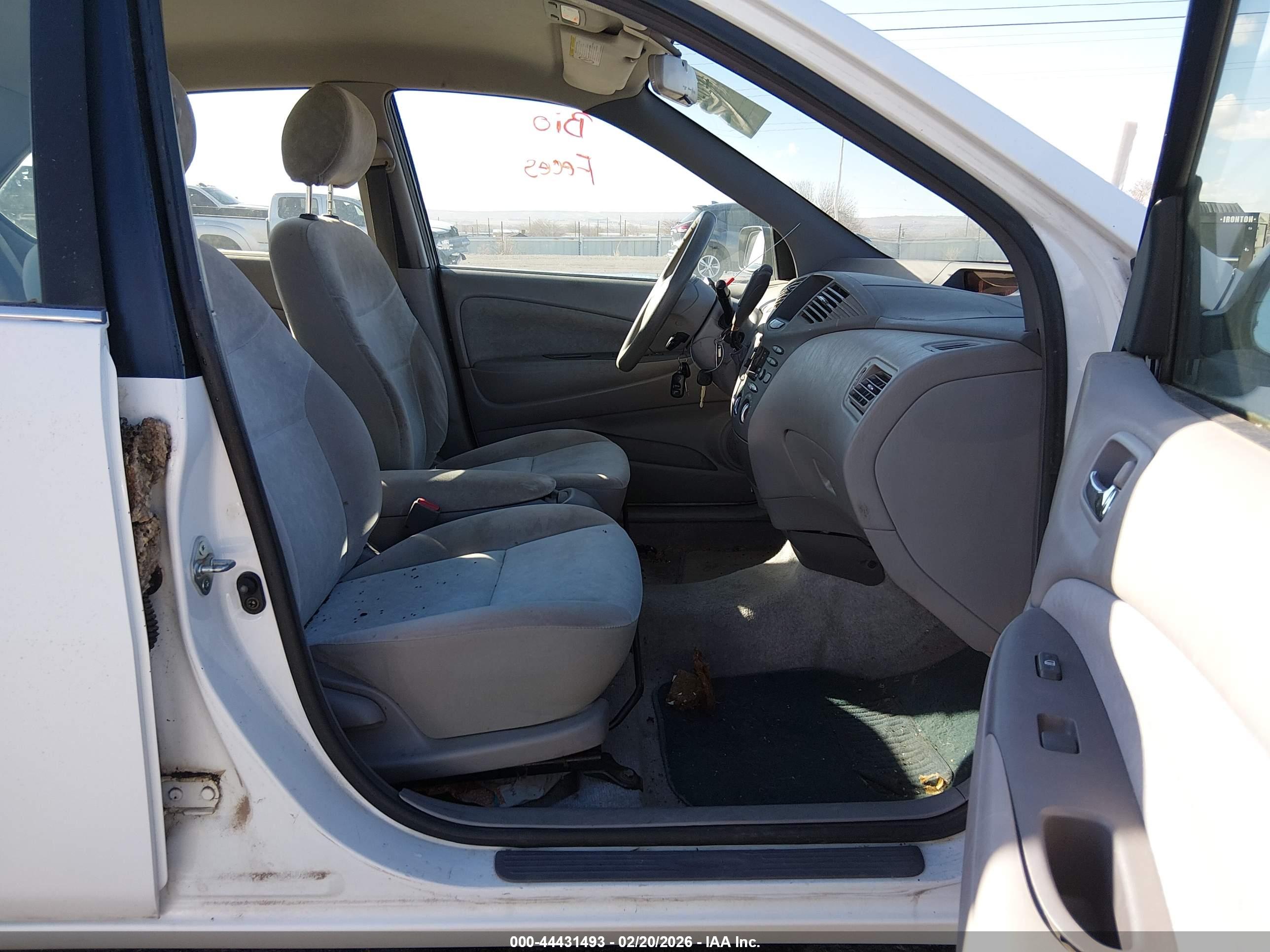TOYOTA PRIUS image 5