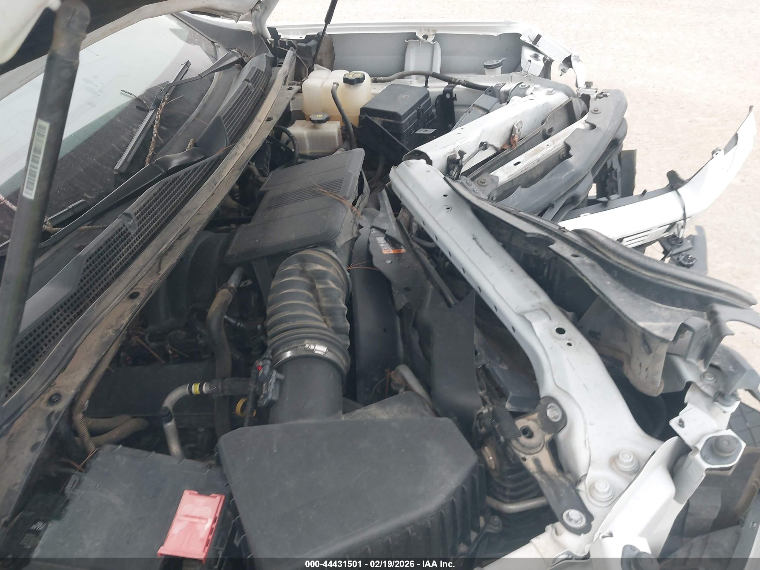 CHEVROLET SILVERADO image 10
