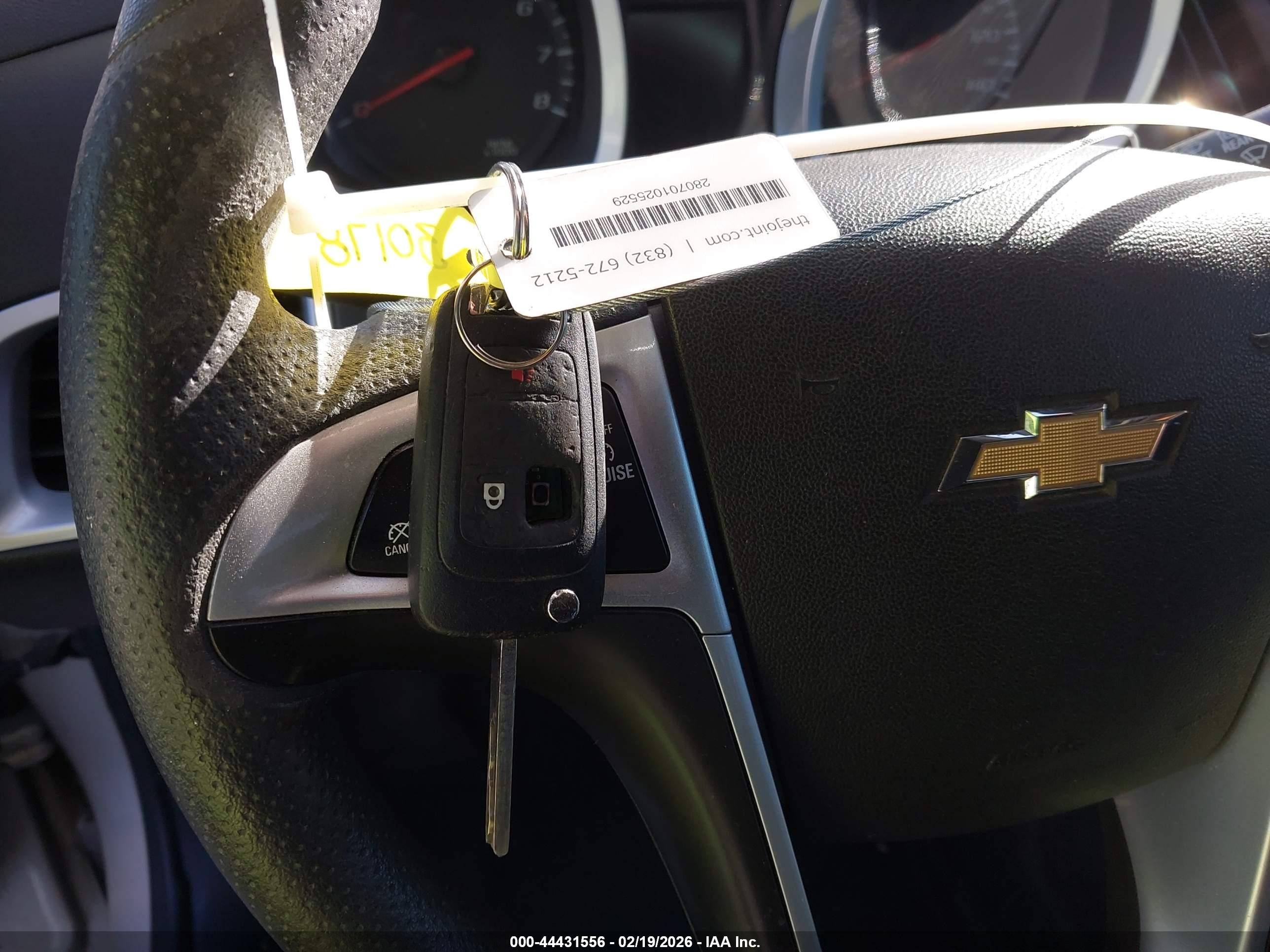 CHEVROLET EQUINOX image 11