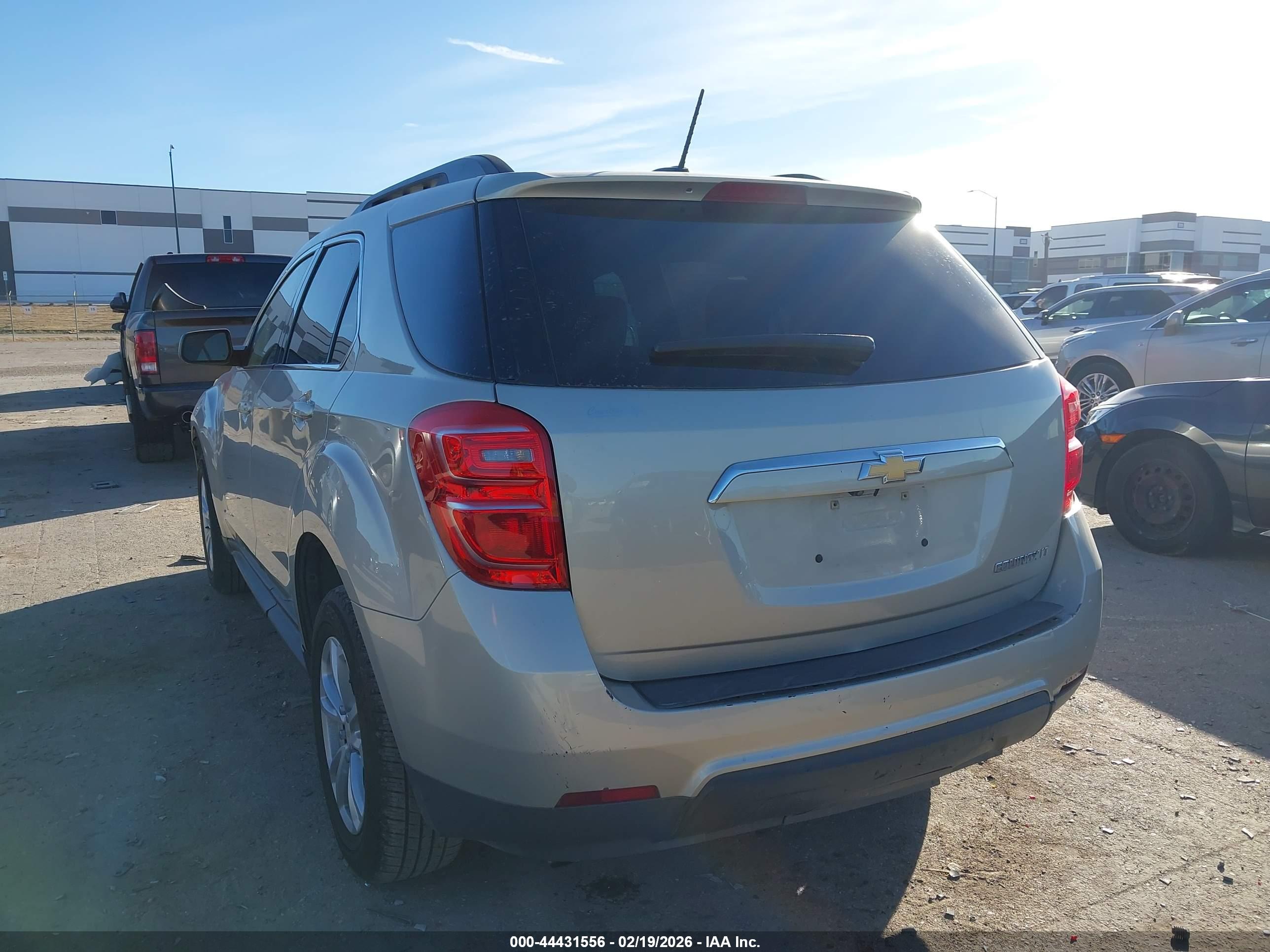 CHEVROLET EQUINOX image 3