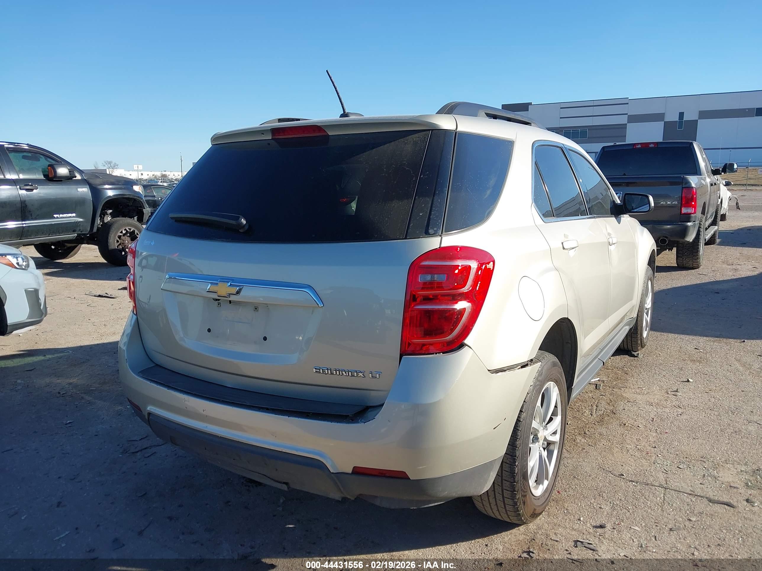 CHEVROLET EQUINOX image 4