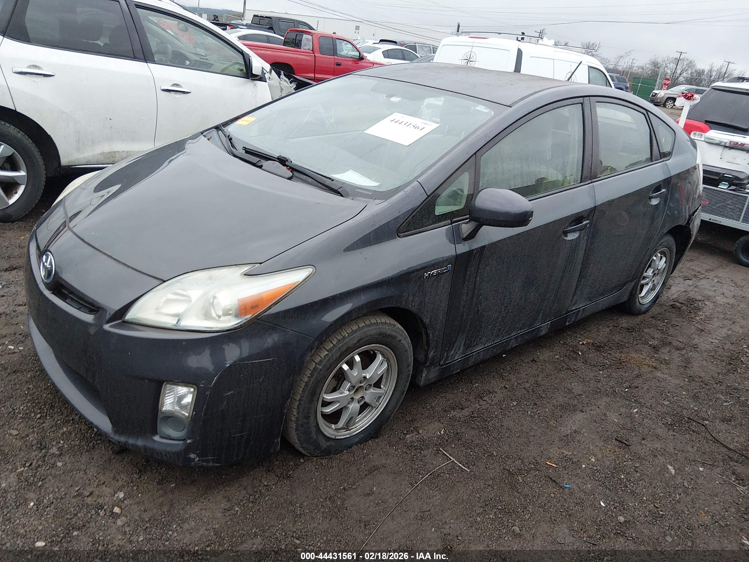 TOYOTA PRIUS image 2
