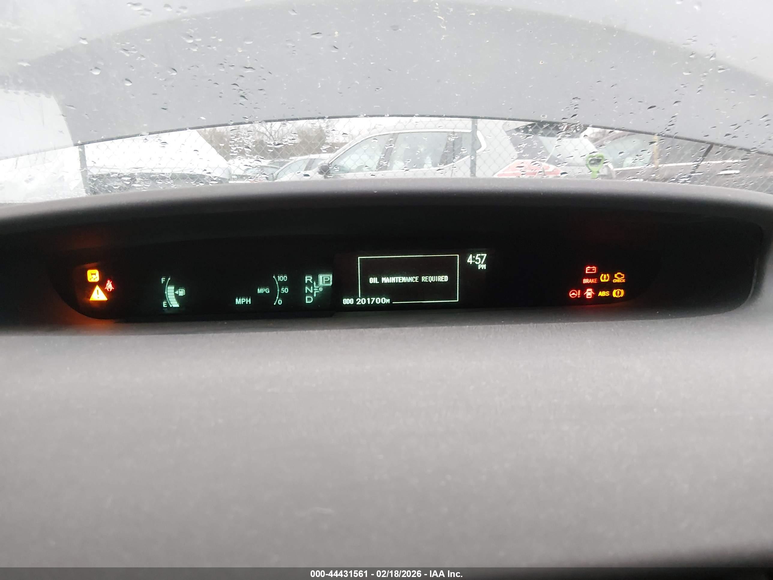 TOYOTA PRIUS image 6