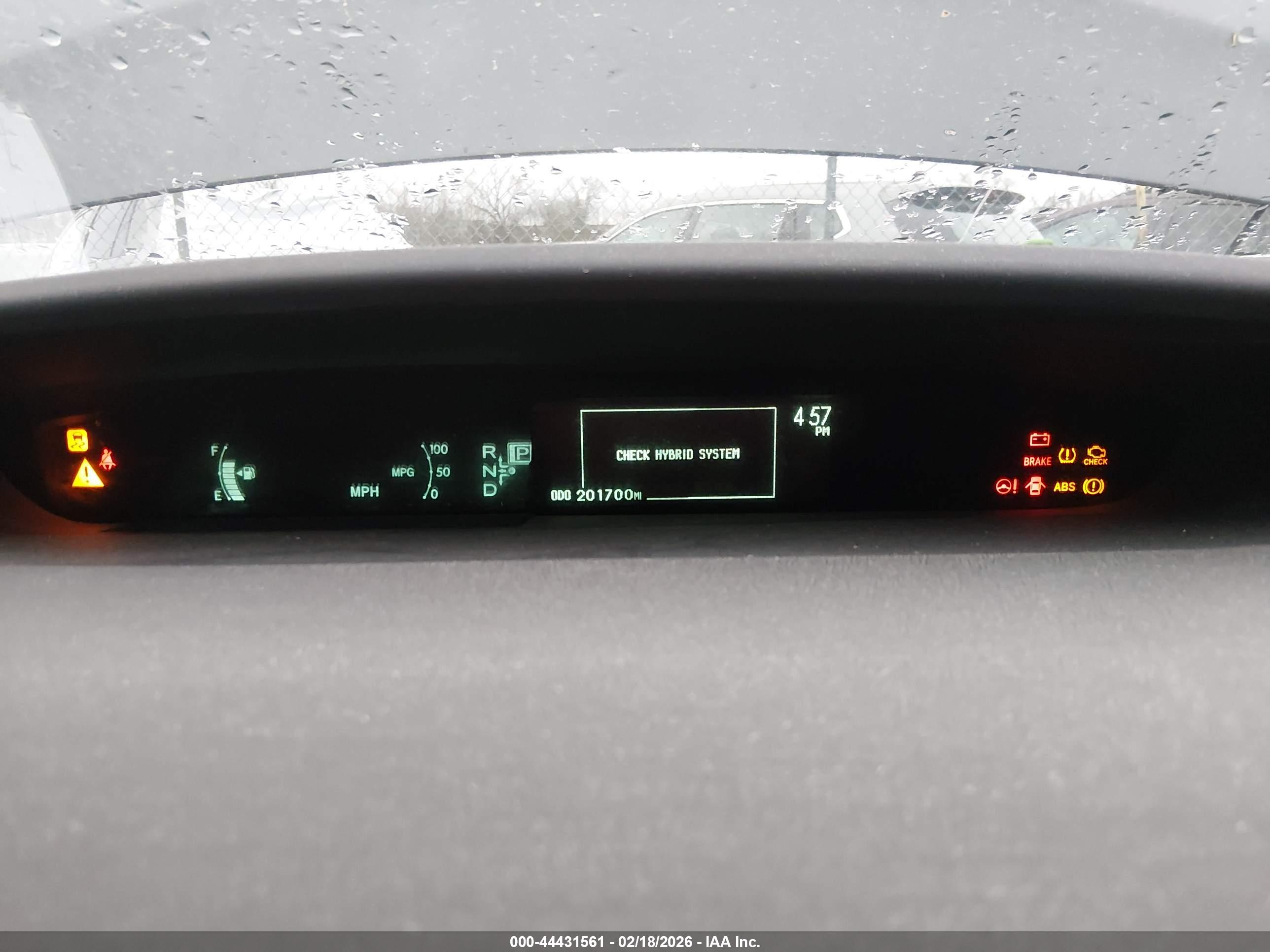 TOYOTA PRIUS image 7