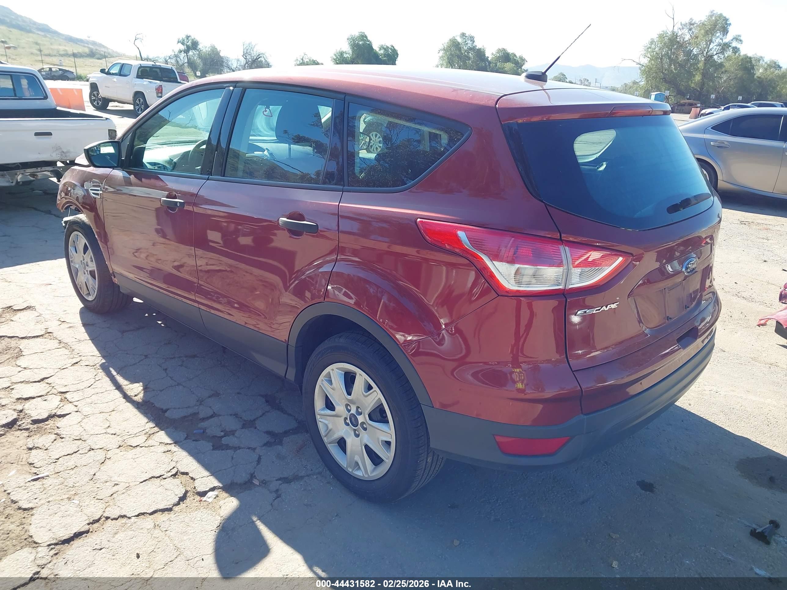 FORD ESCAPE image 3