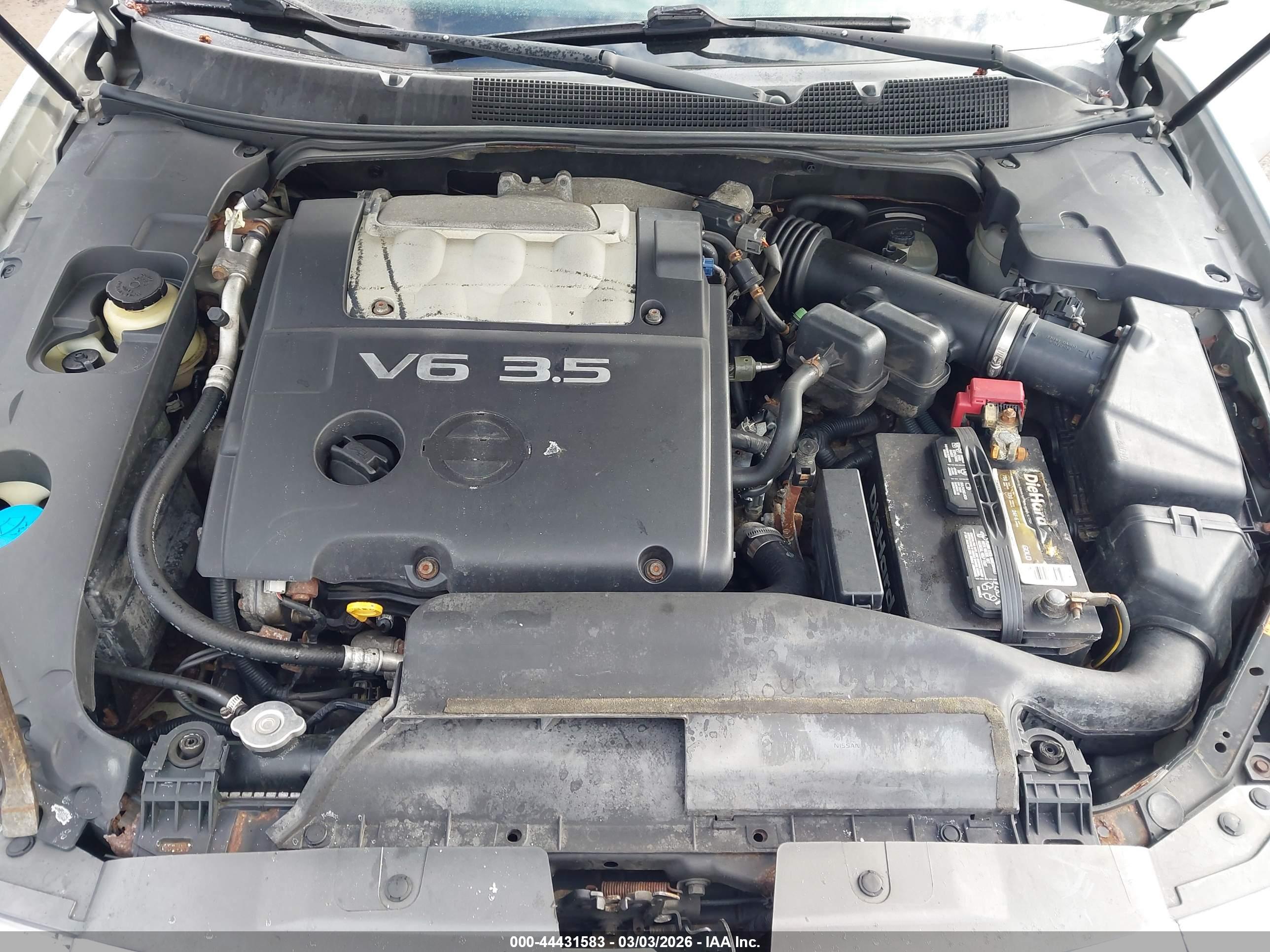 NISSAN MAXIMA image 10
