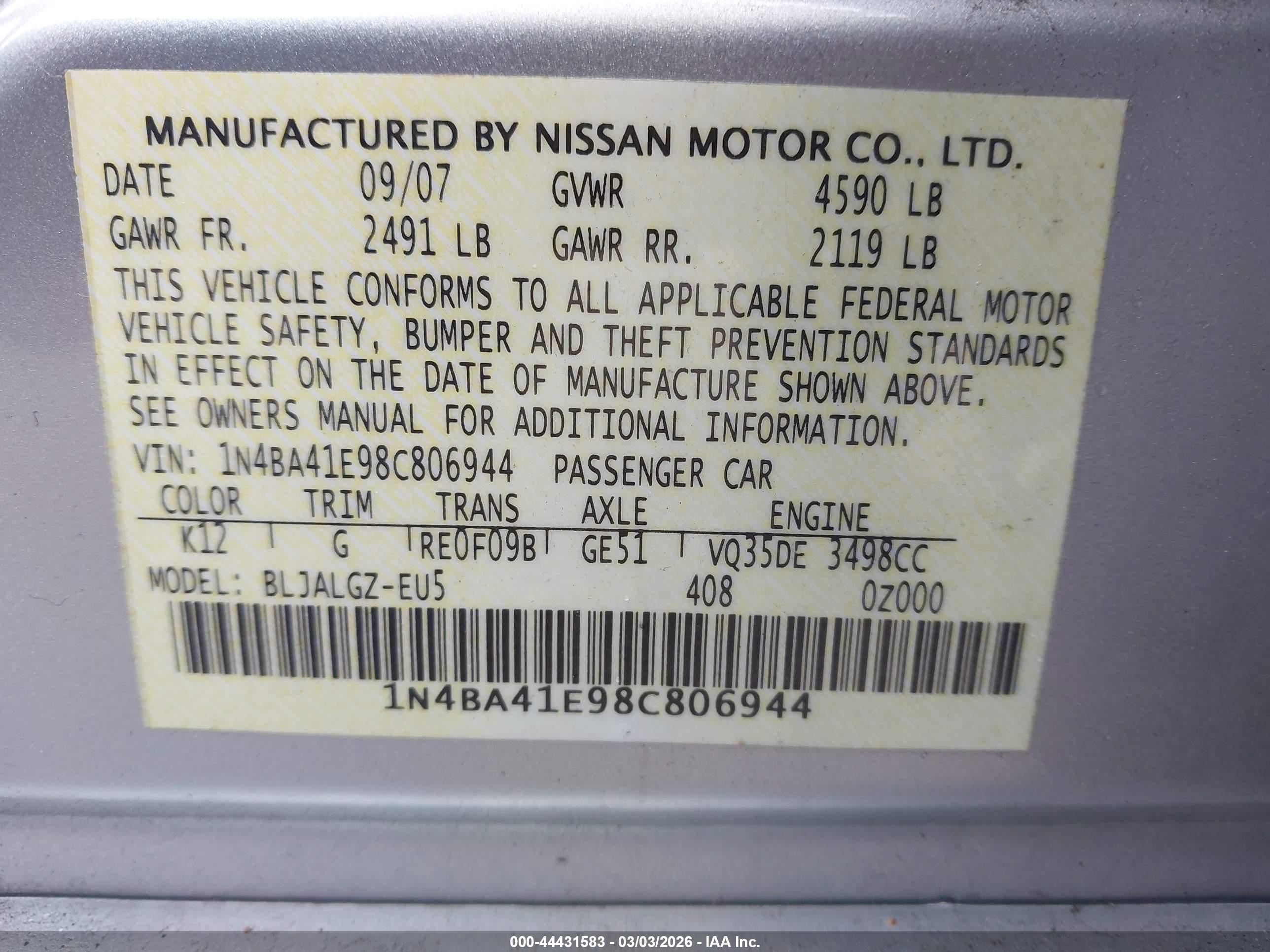 NISSAN MAXIMA image 9