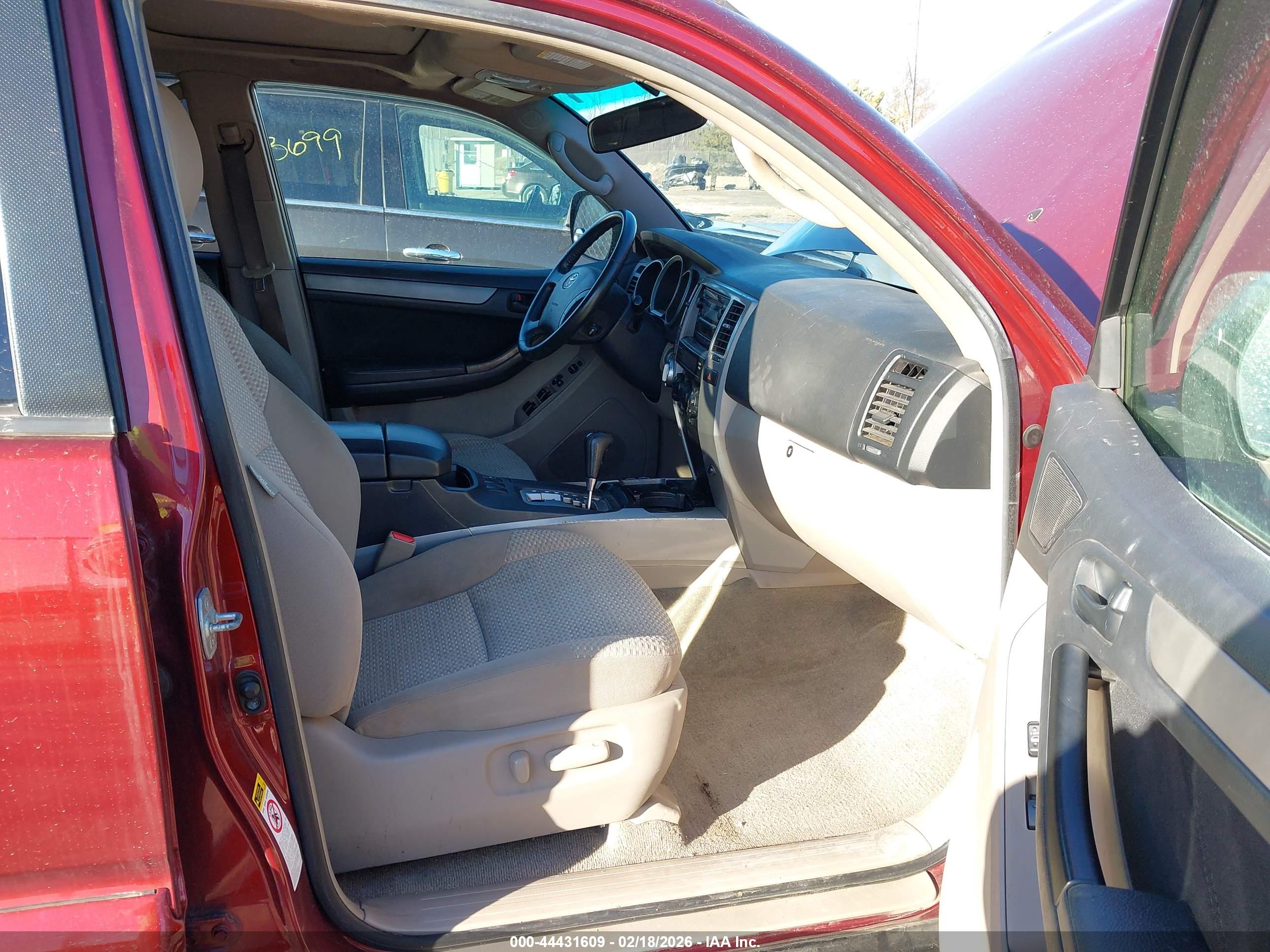 TOYOTA 4RUNNER image 5