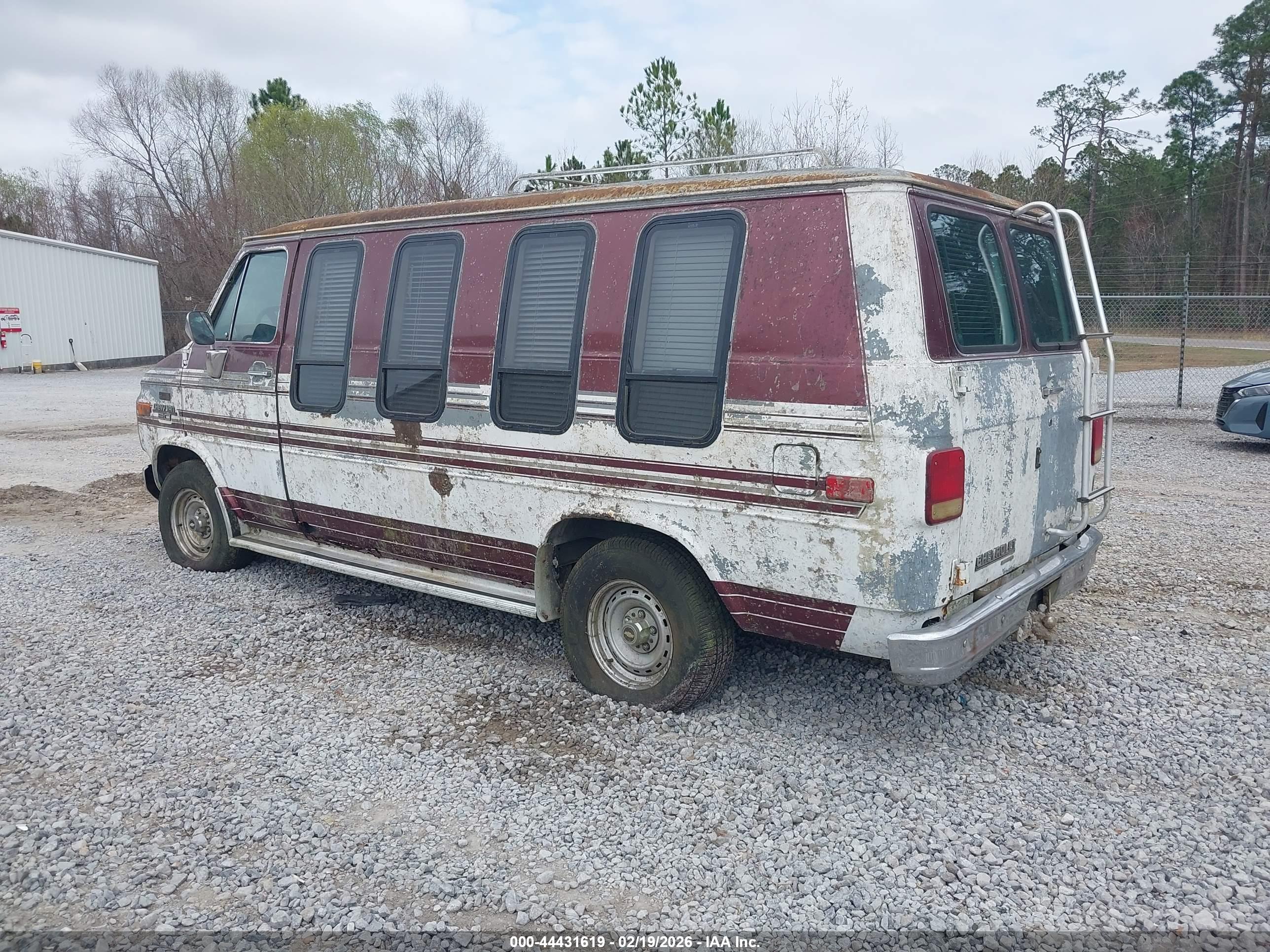CHEVROLET G20 image 3