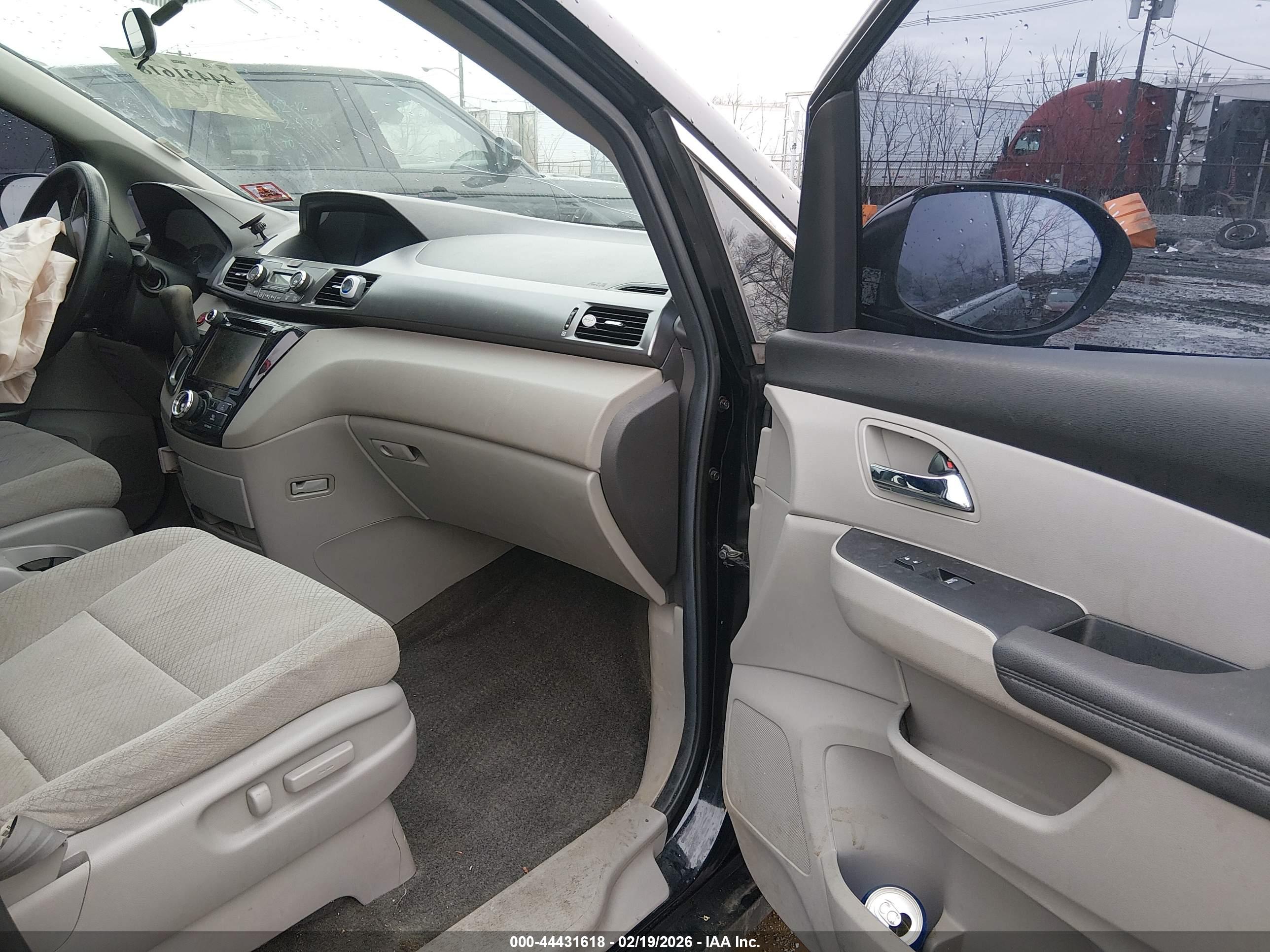 HONDA ODYSSEY image 5