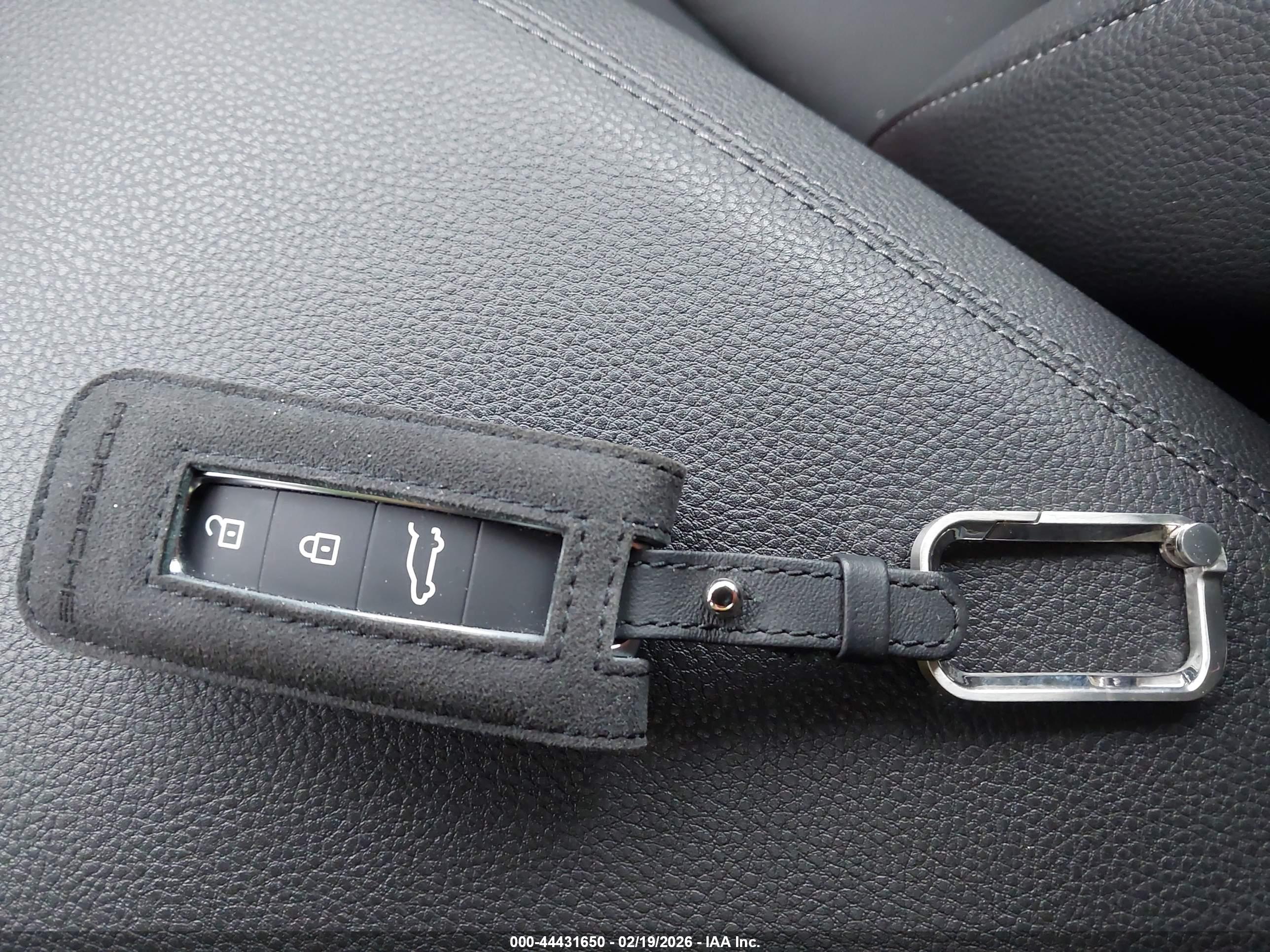 PORSCHE CAYENNE image 11
