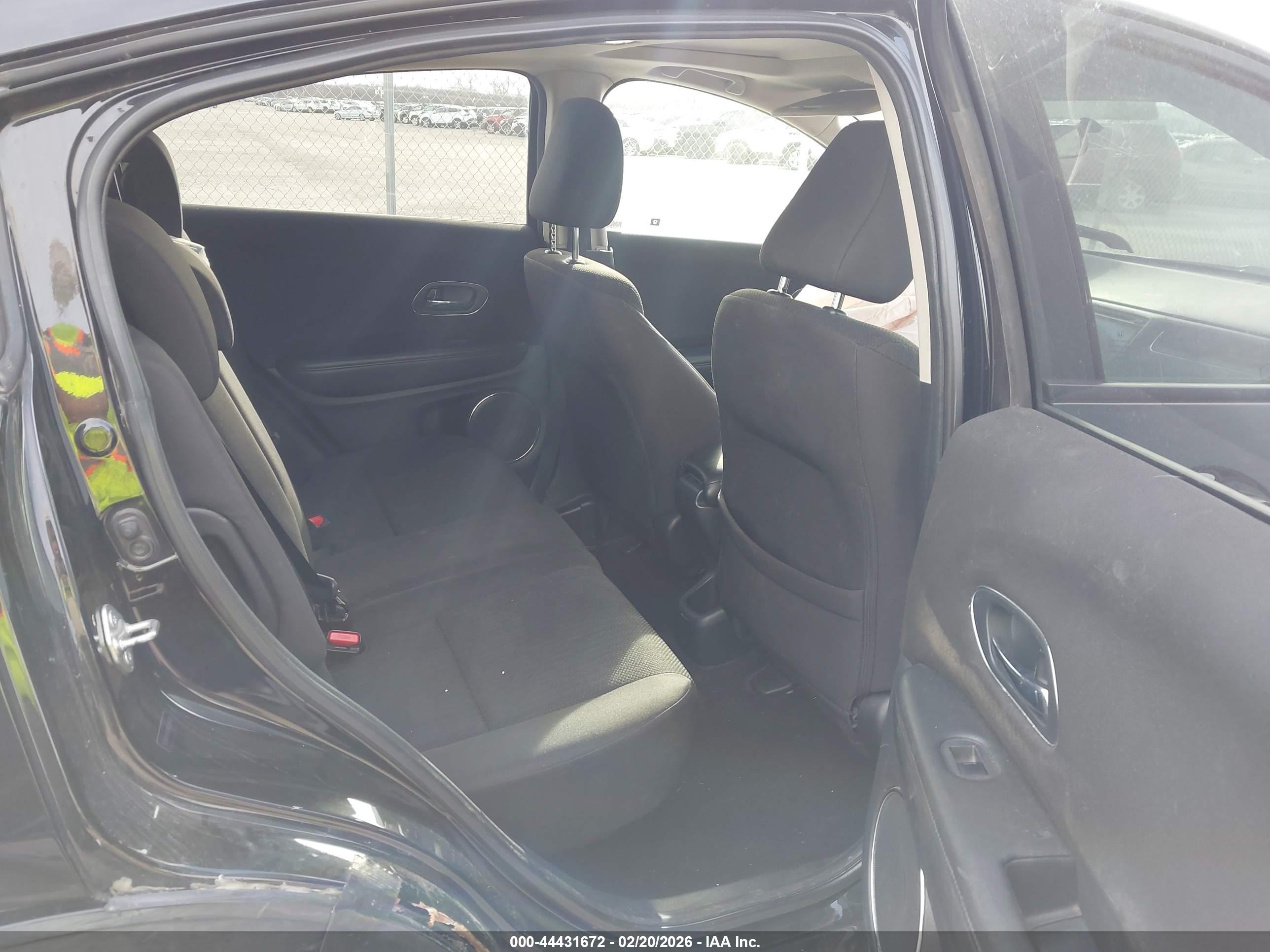 HONDA HR-V image 8
