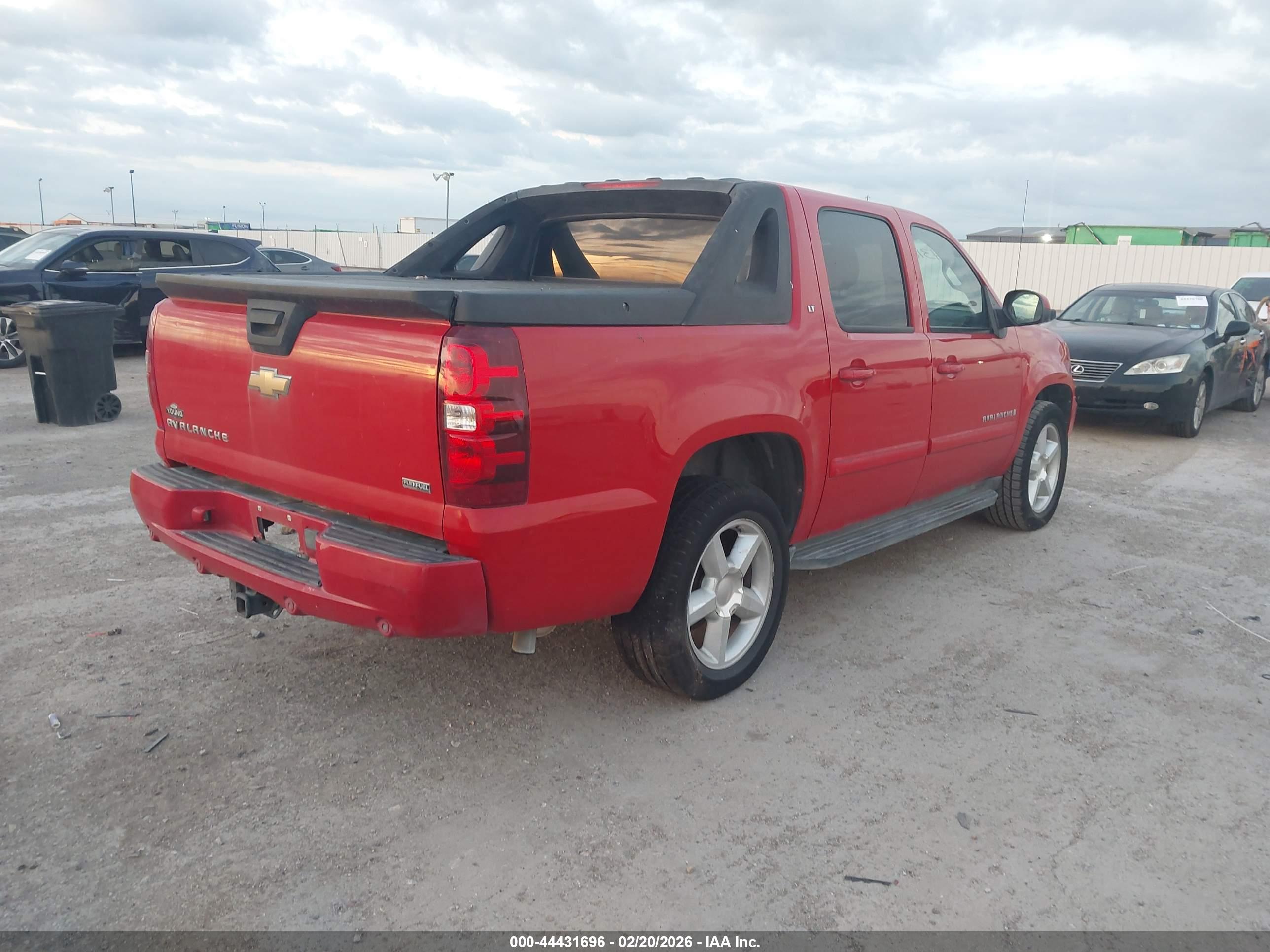 CHEVROLET AVALANCHE image 4