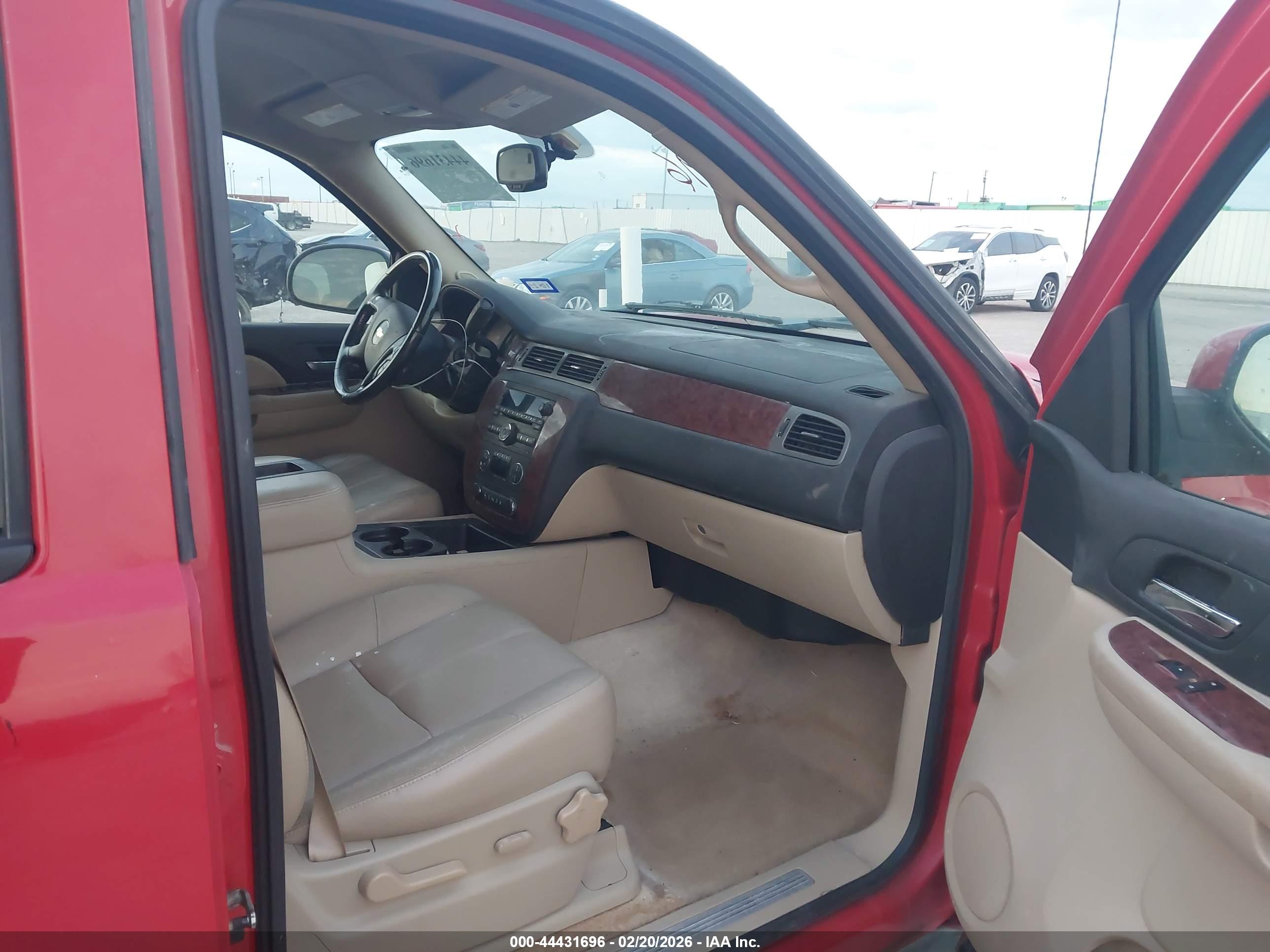 CHEVROLET AVALANCHE image 5