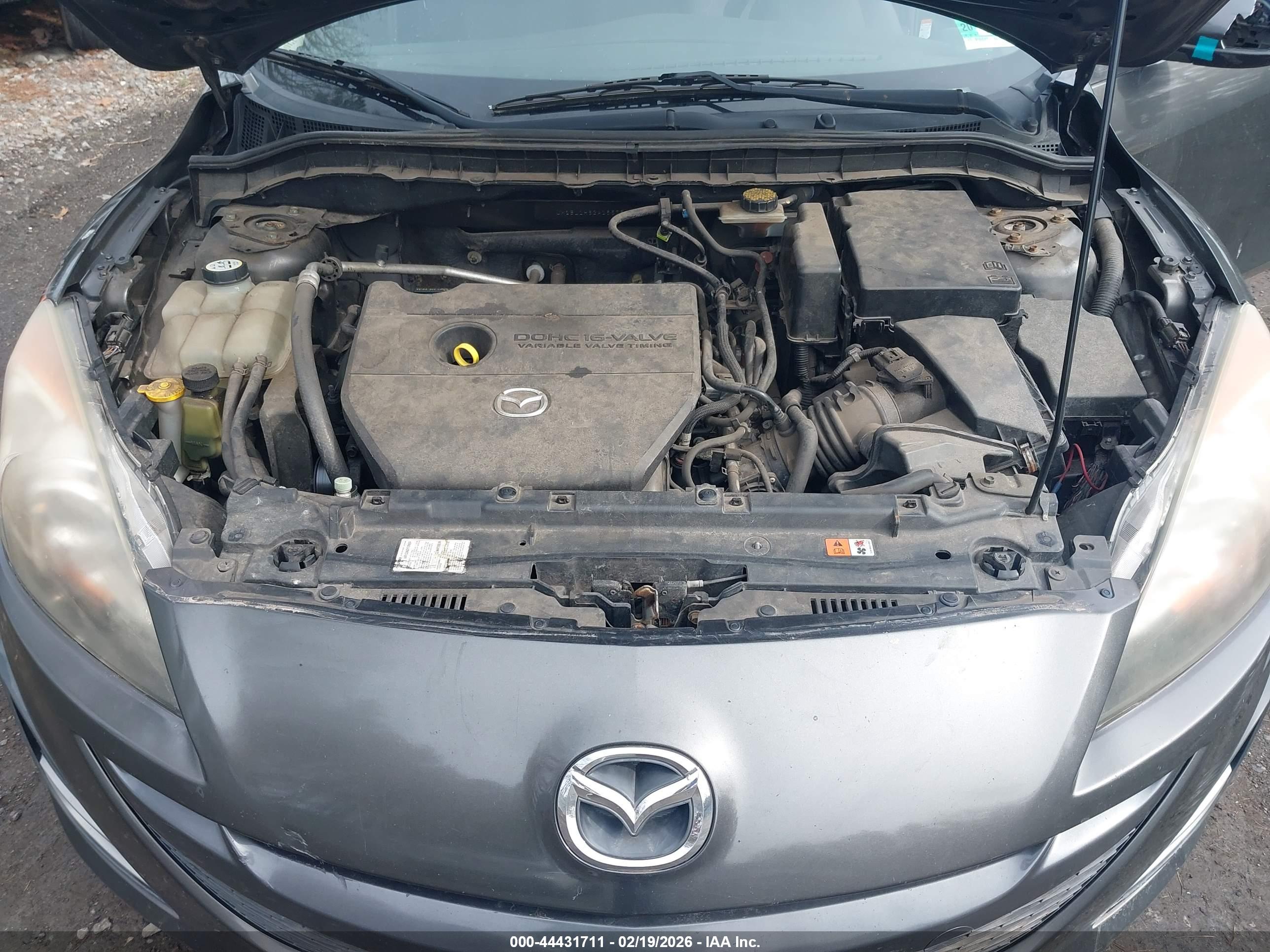 MAZDA MAZDA3 image 10