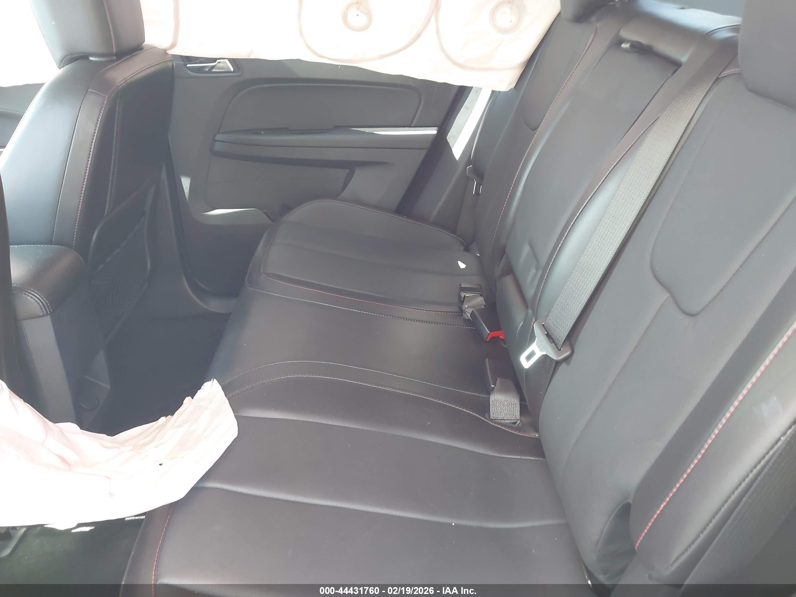 CHEVROLET EQUINOX image 8