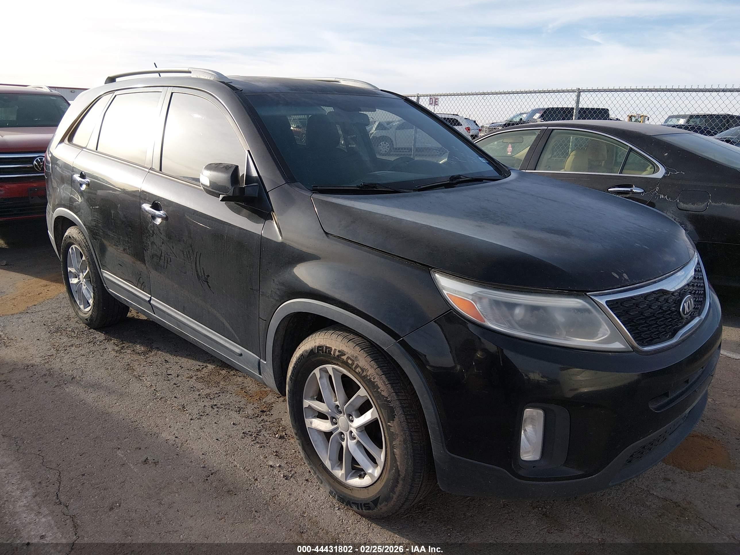KIA SORENTO image 6