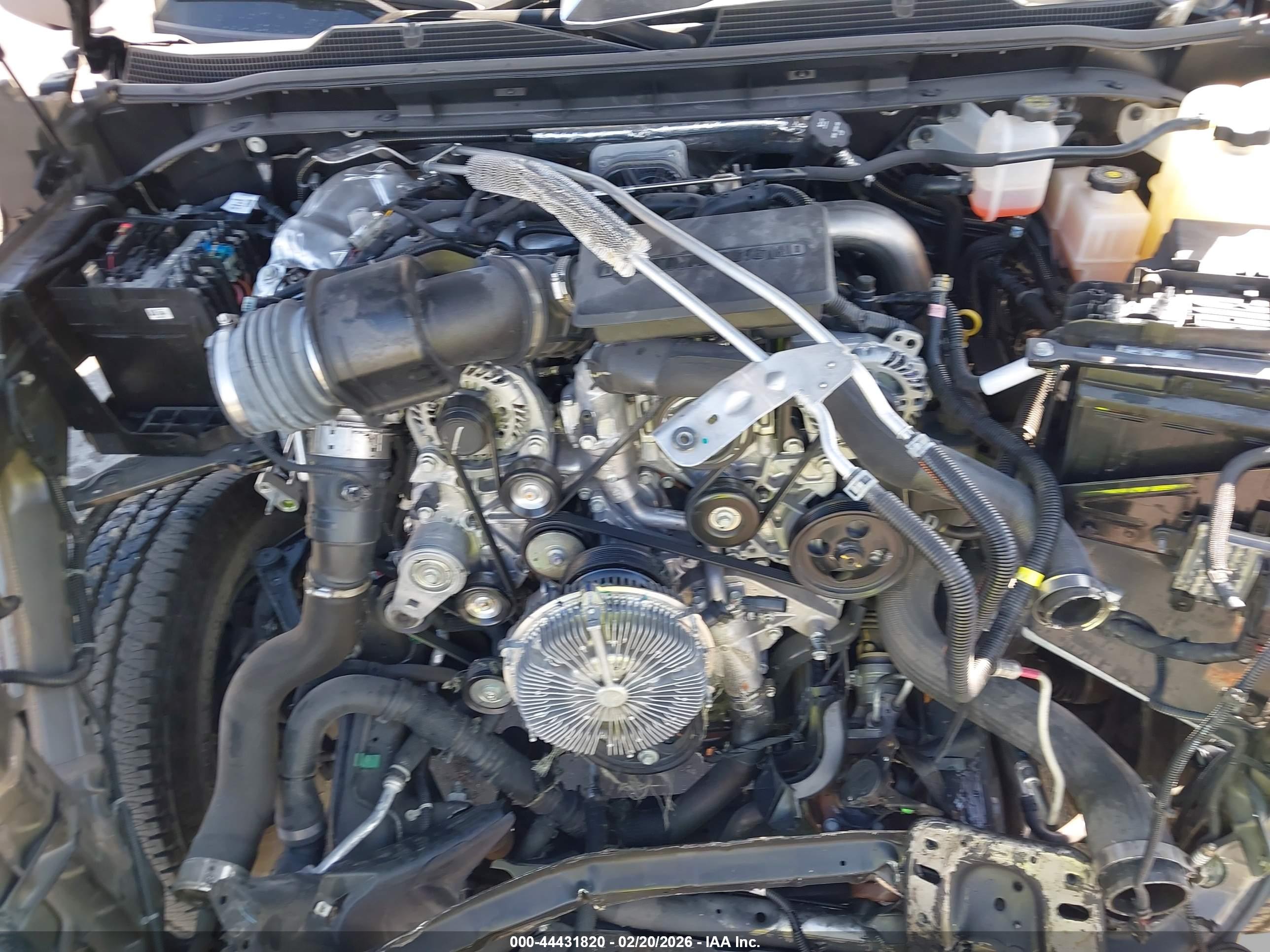 CHEVROLET SILVERADO image 10