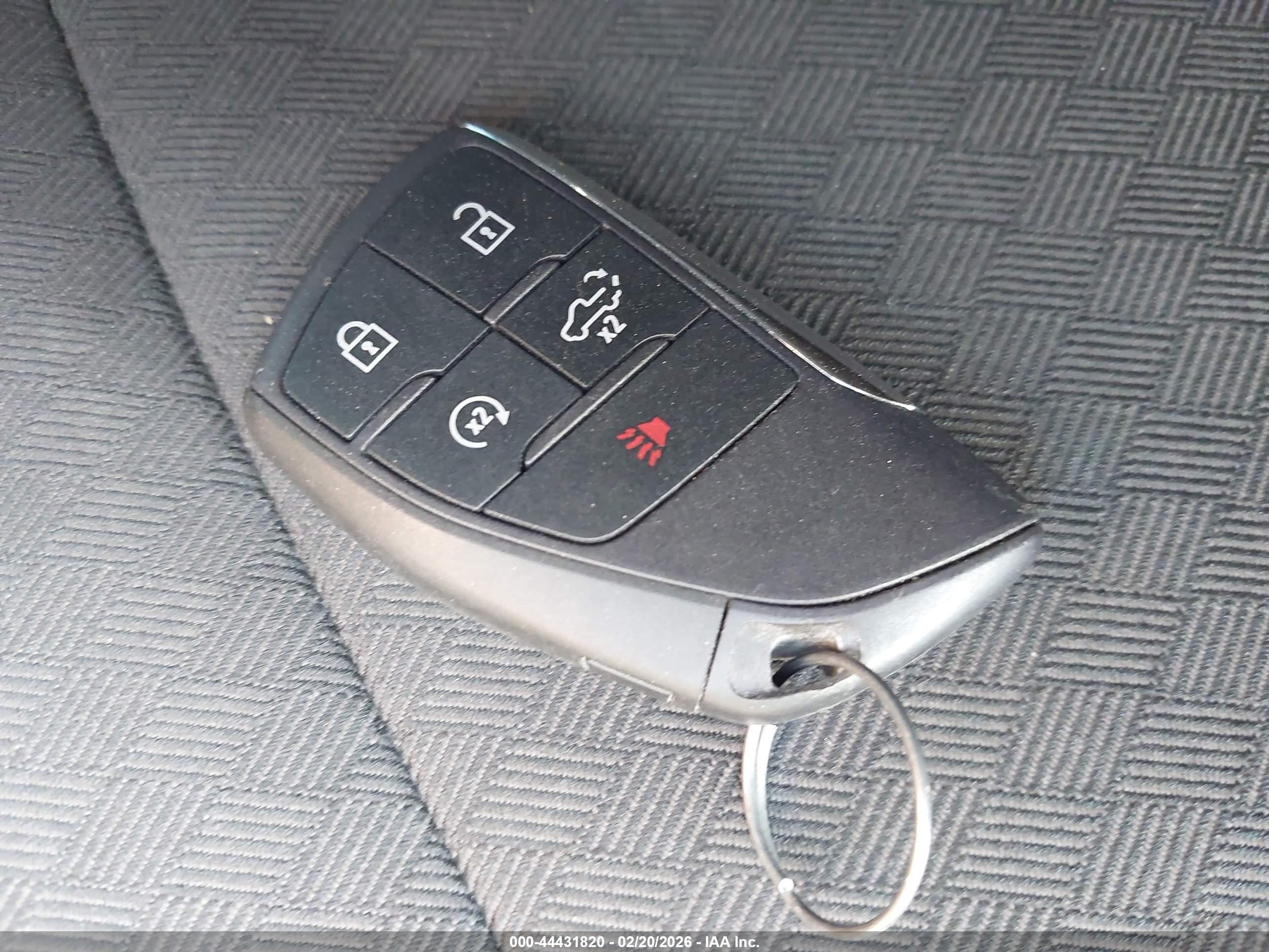 CHEVROLET SILVERADO image 11