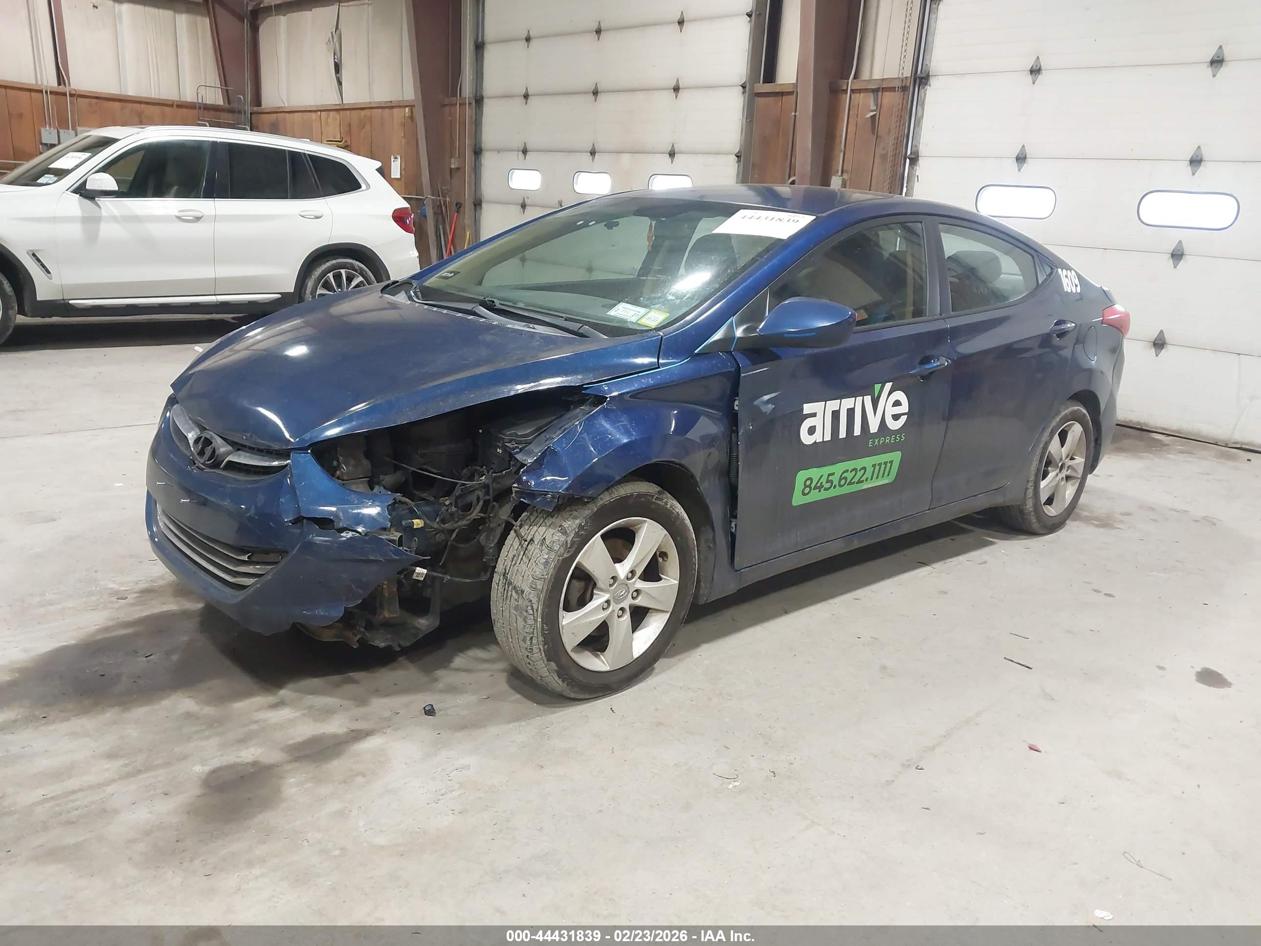 HYUNDAI ELANTRA image 2
