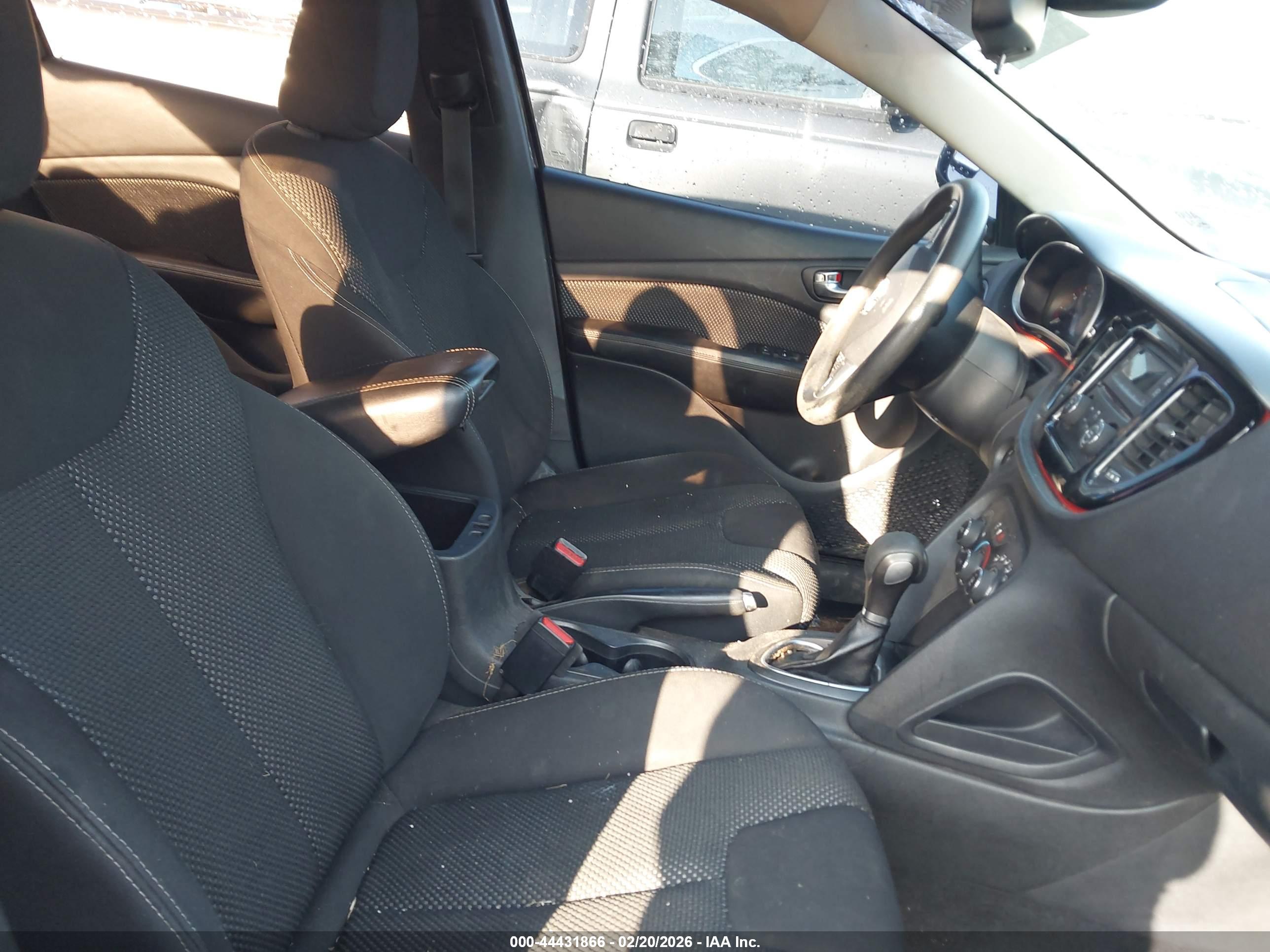 DODGE DART image 5