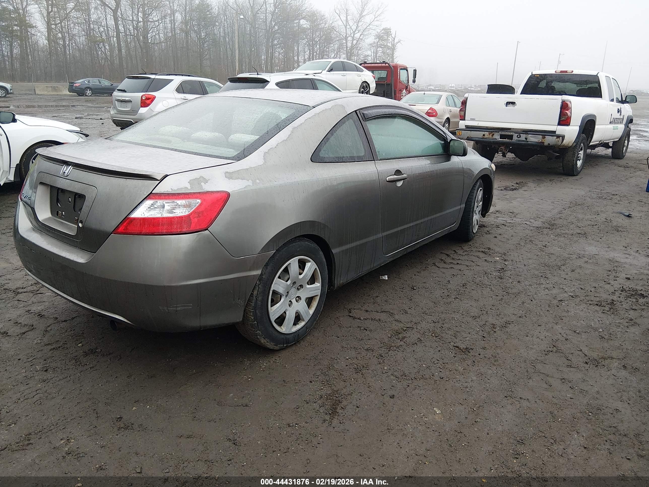 HONDA CIVIC image 4