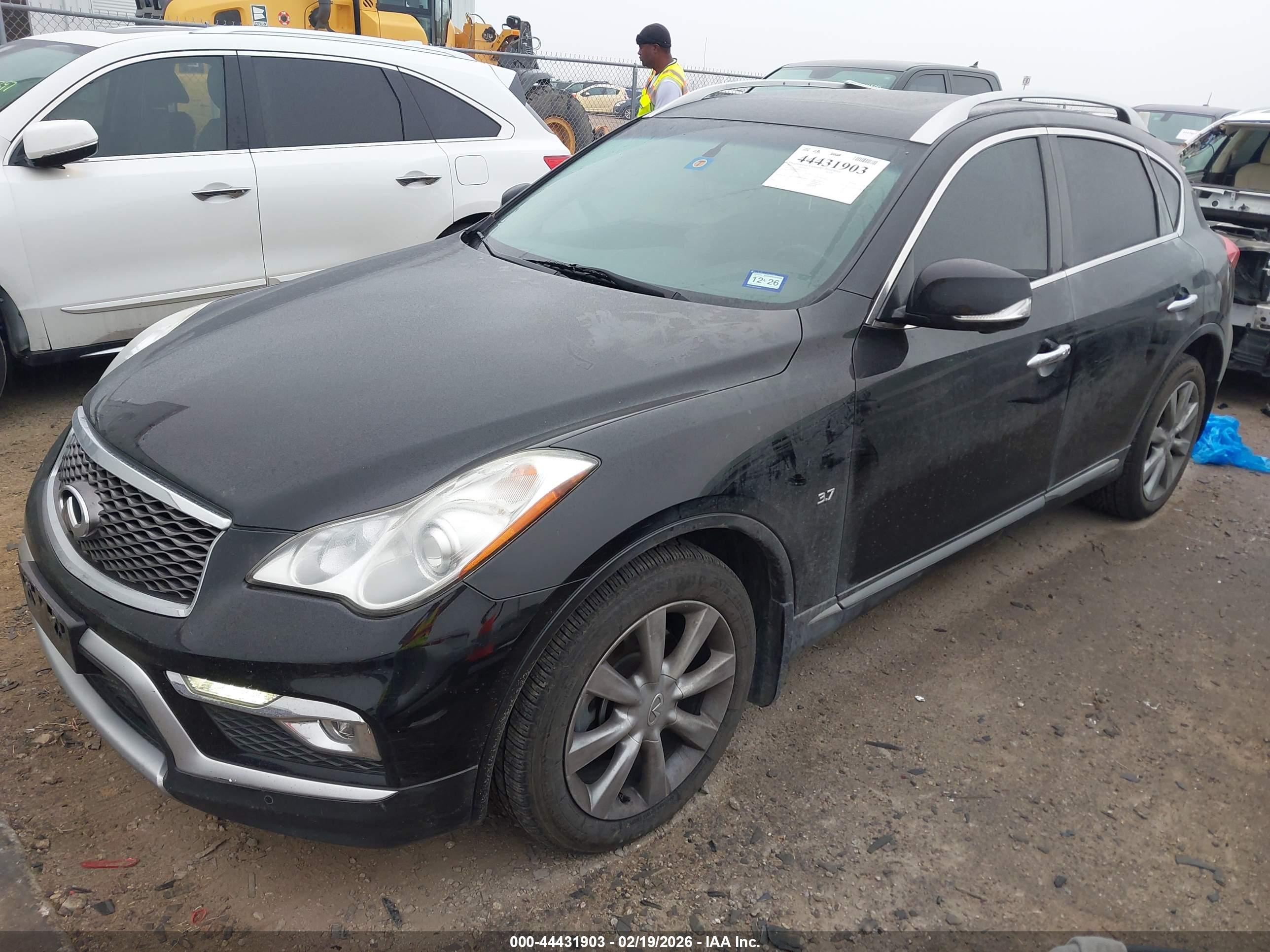 INFINITI QX50 image 2