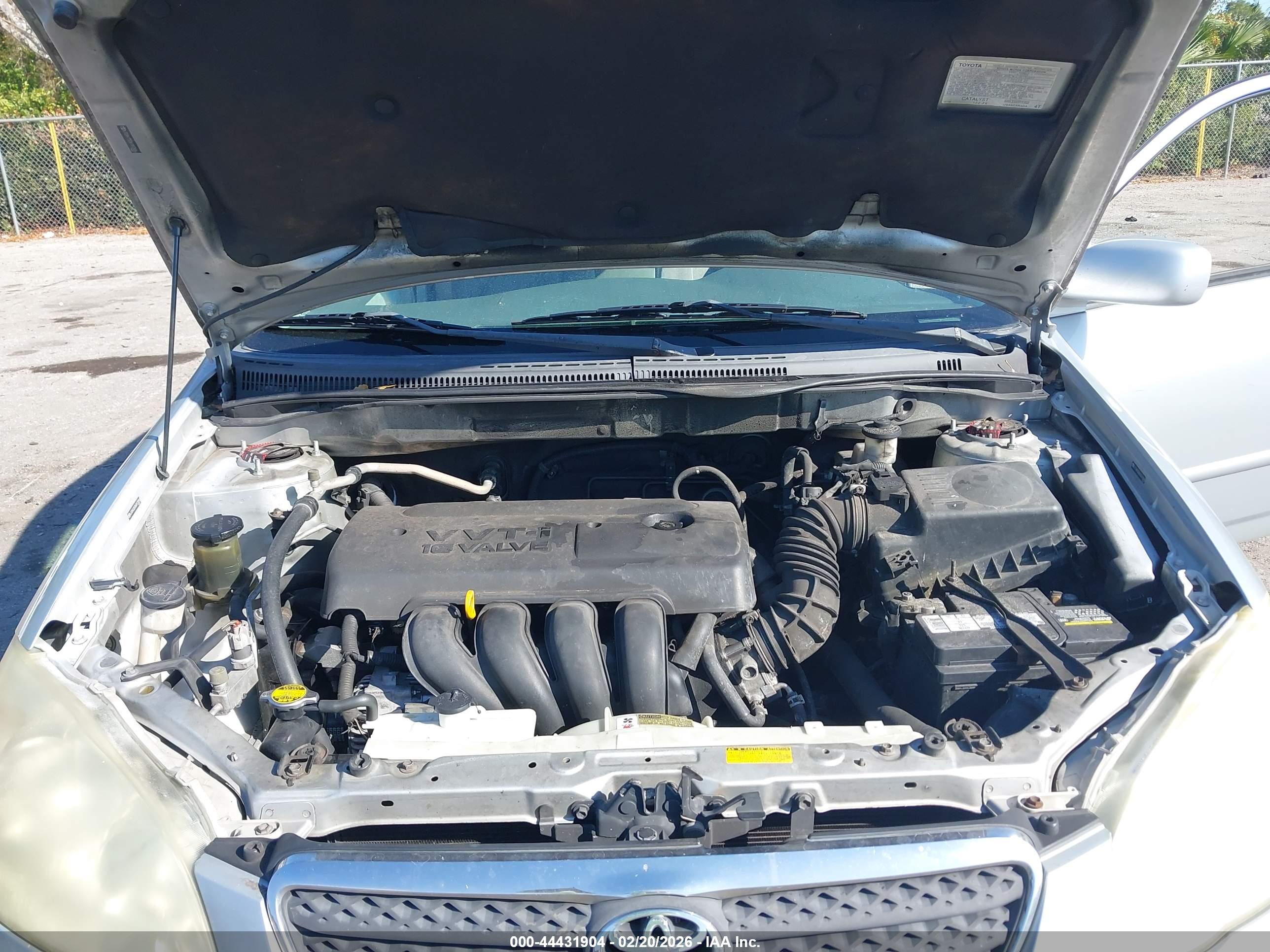 TOYOTA COROLLA image 10