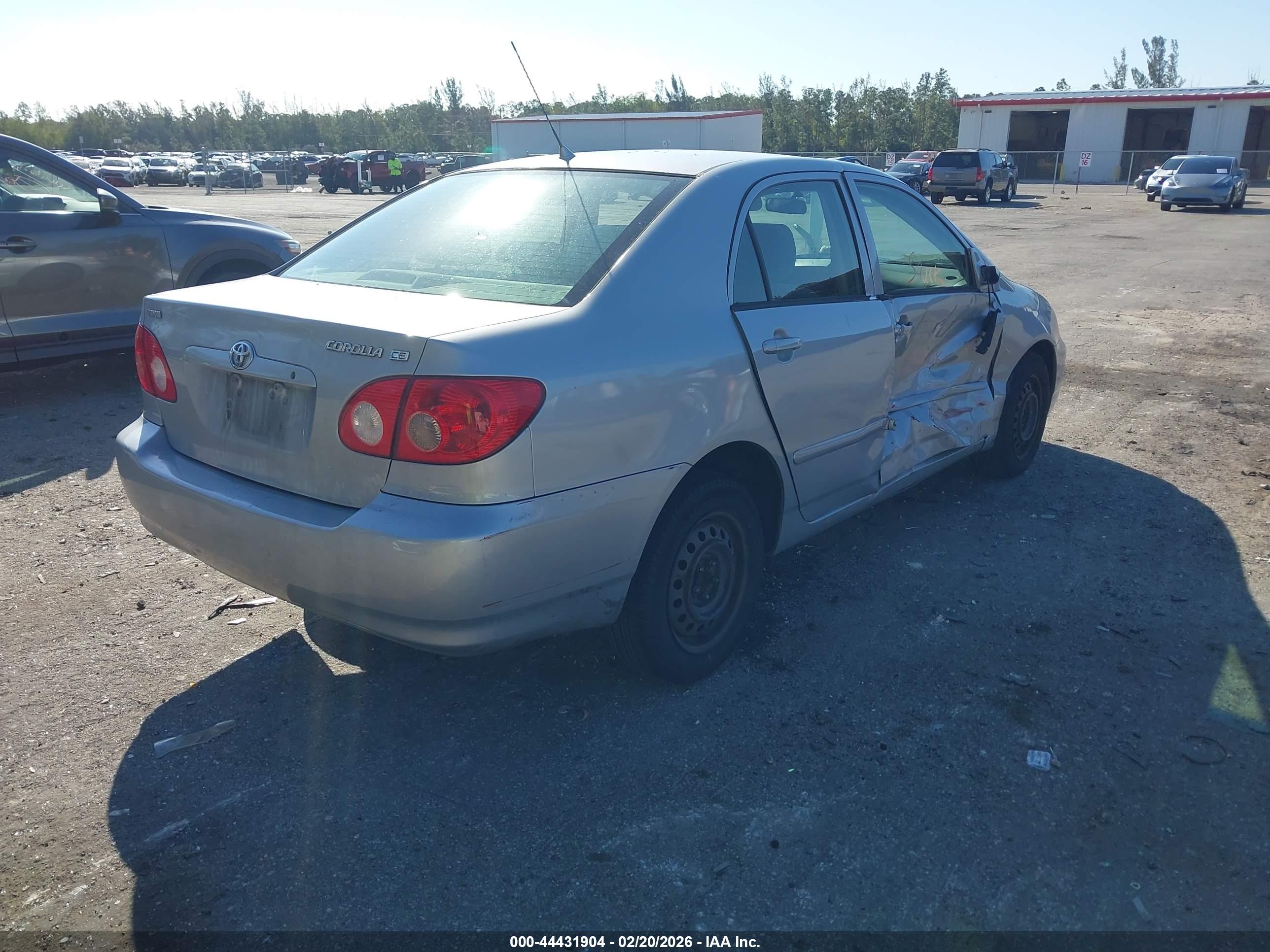 TOYOTA COROLLA image 4