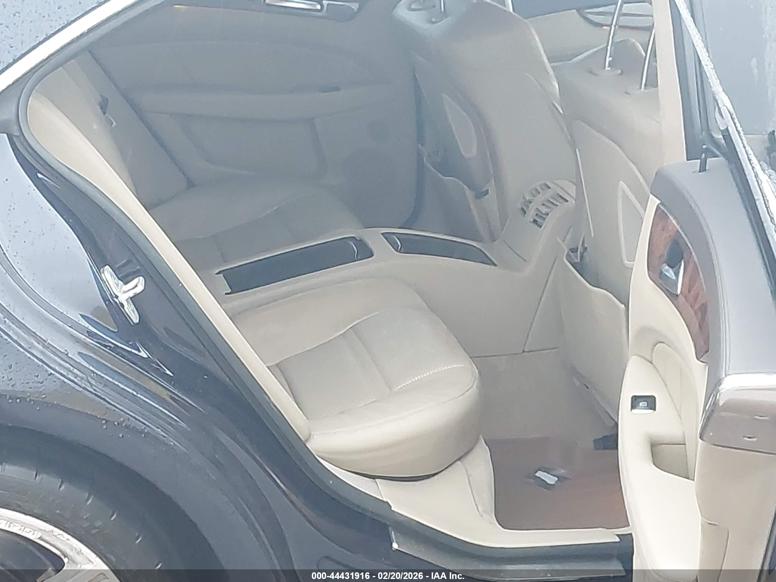 MERCEDES-BENZ CLS image 8