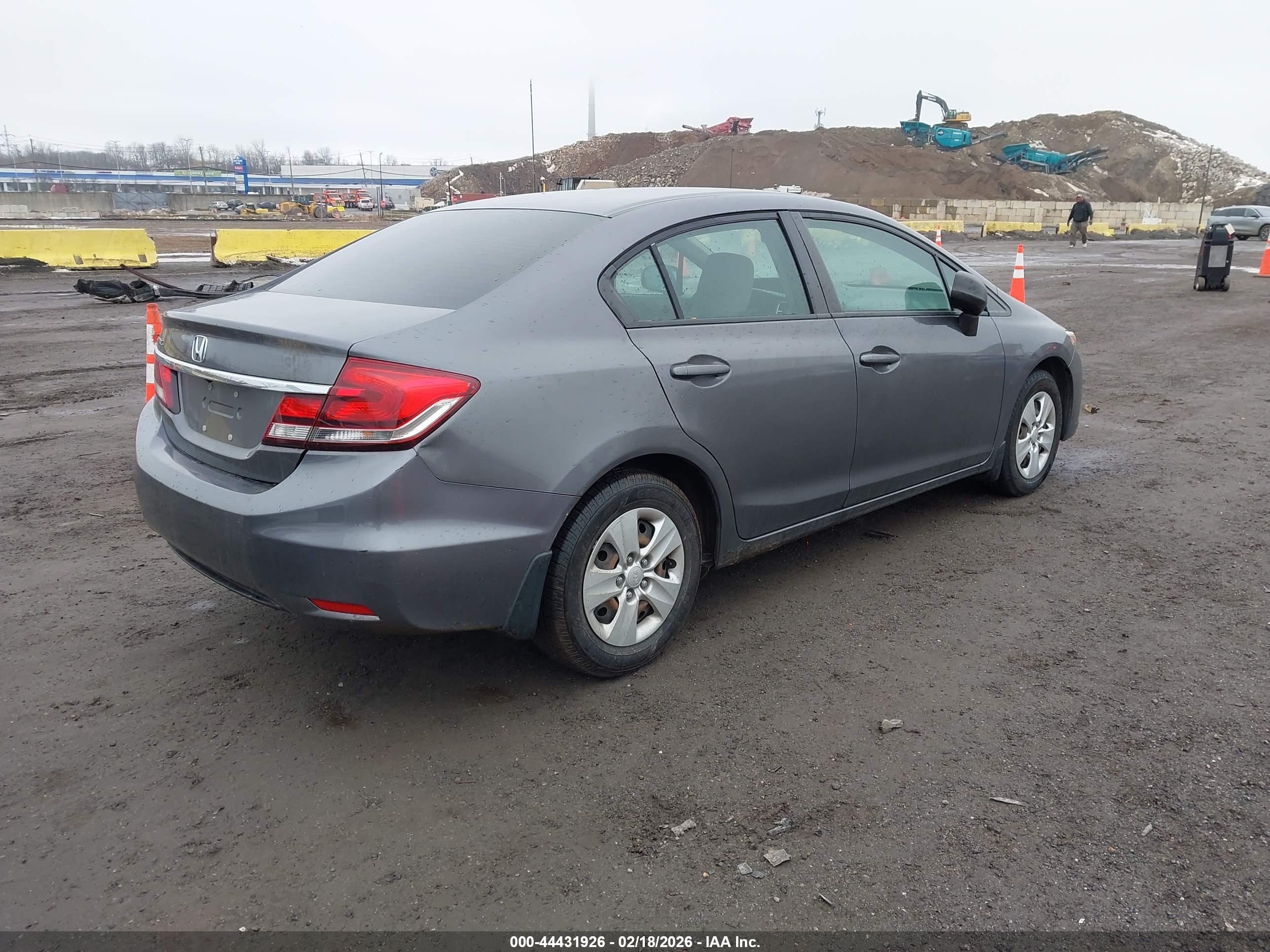 HONDA CIVIC image 4