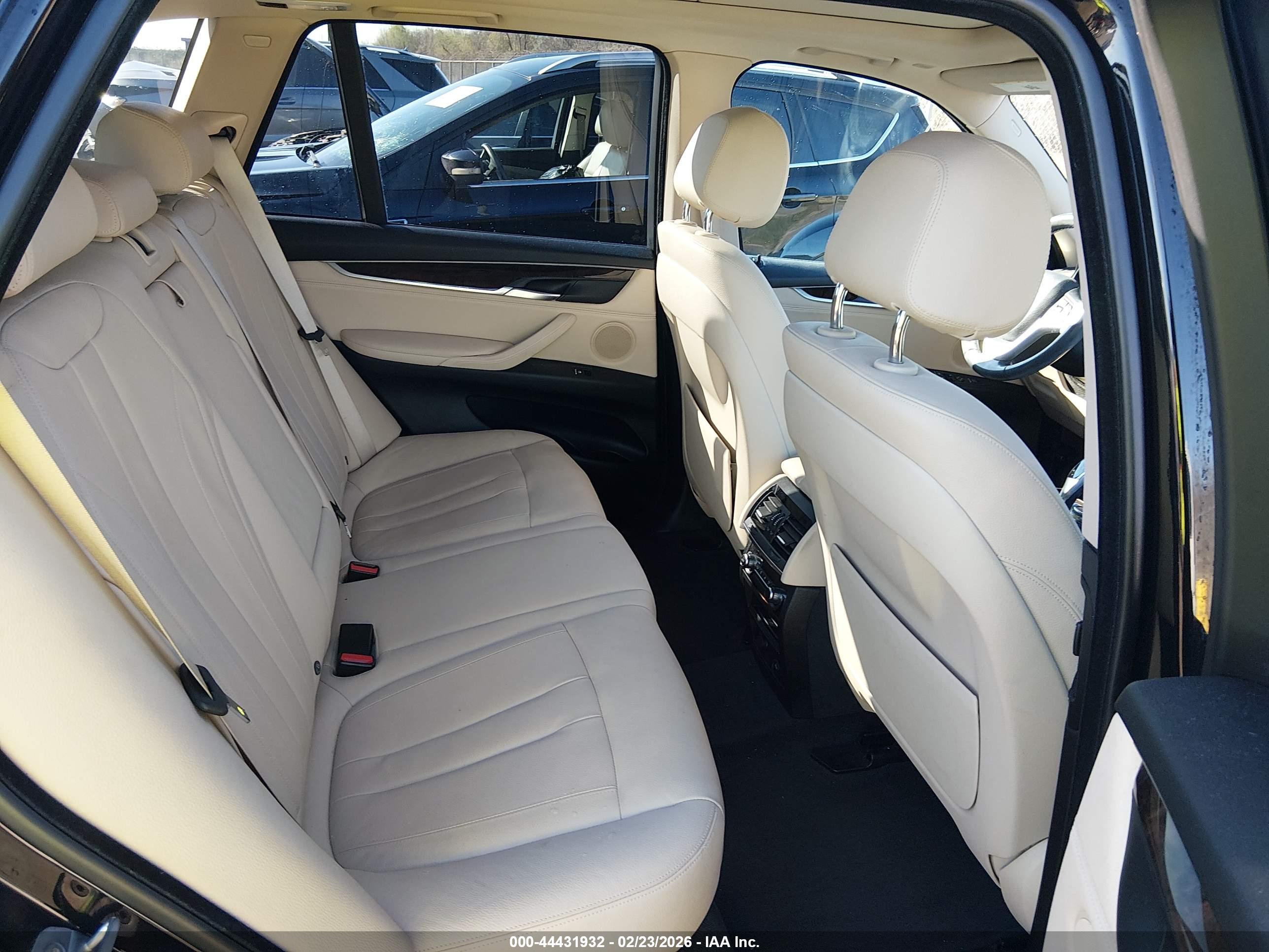BMW X5 image 8