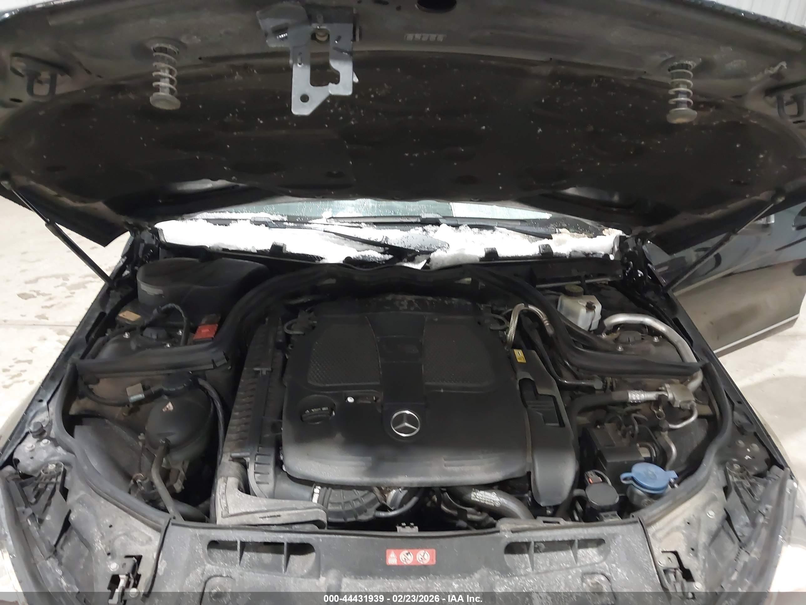 MERCEDES-BENZ C image 10