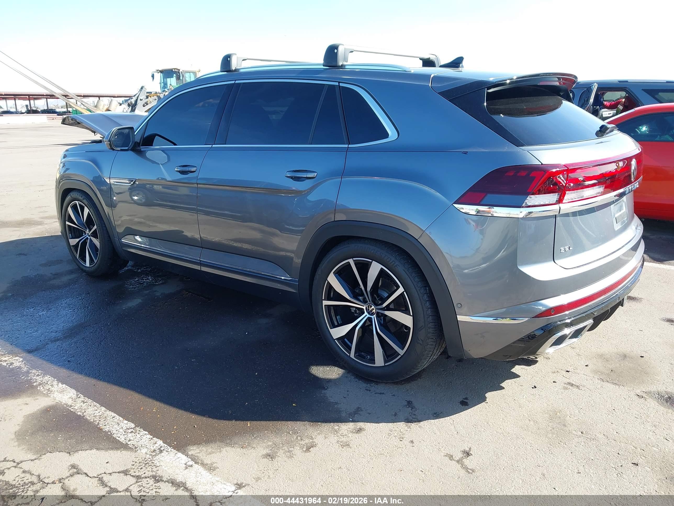 VOLKSWAGEN ATLAS image 3