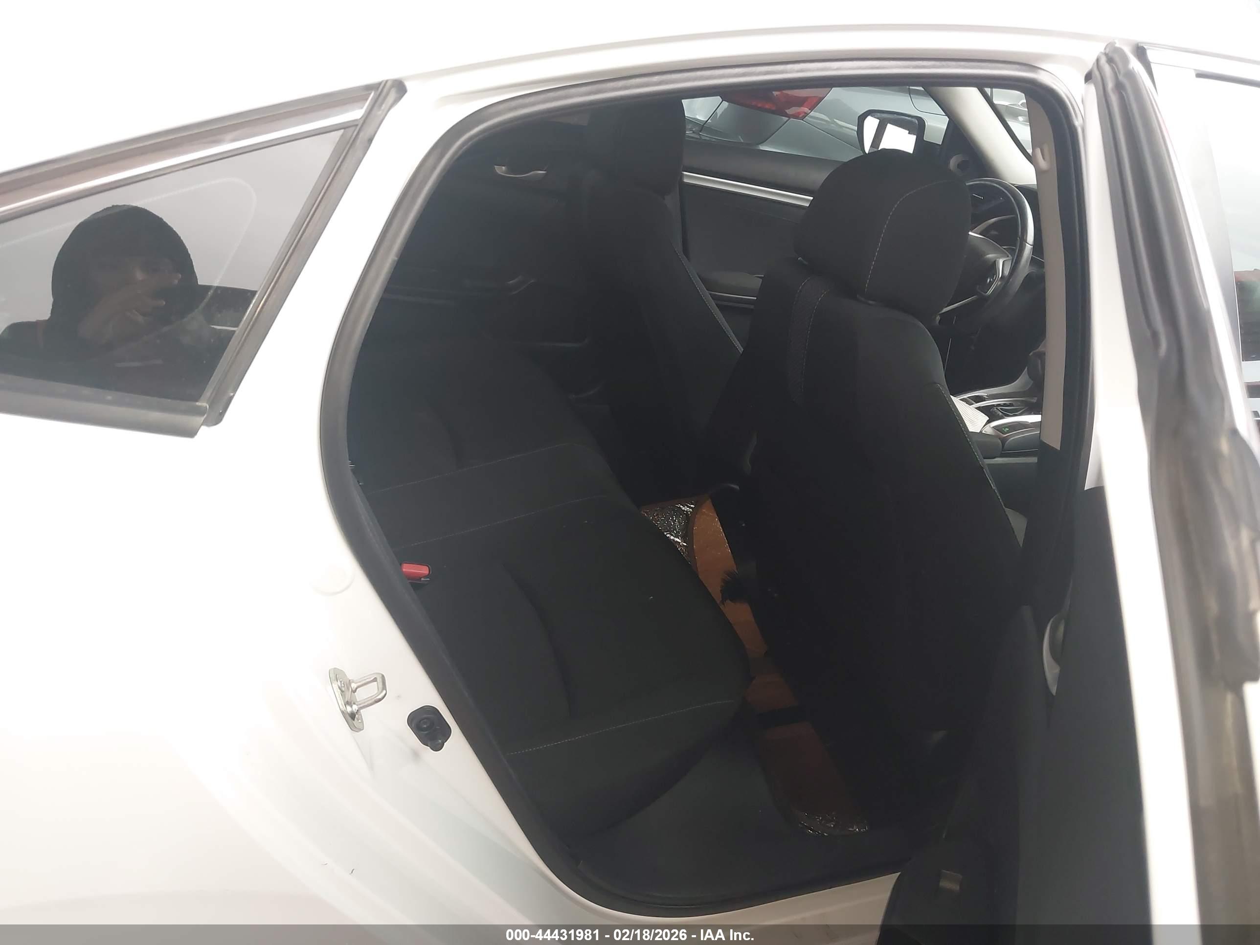 HONDA CIVIC image 8