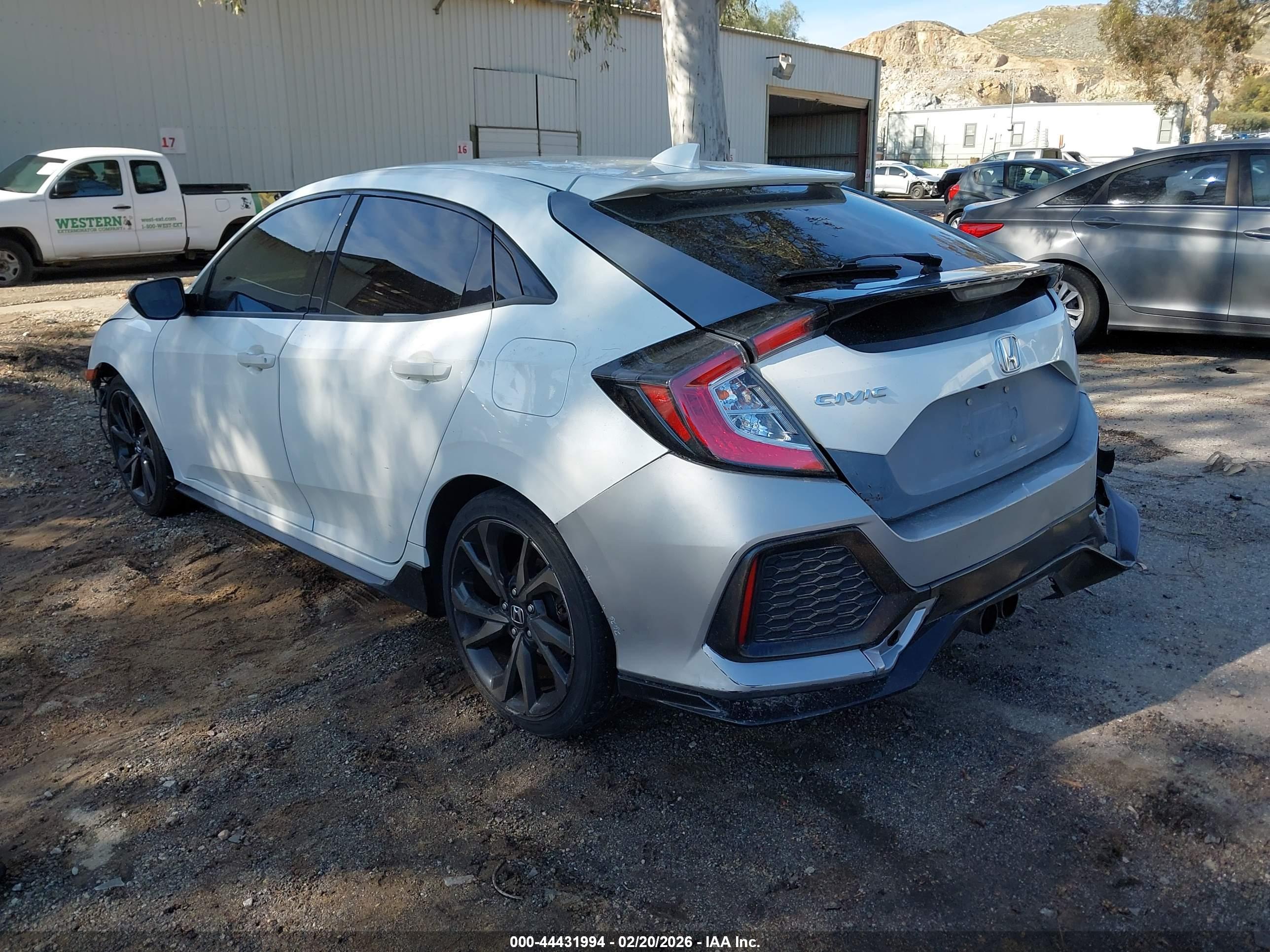 HONDA CIVIC image 3