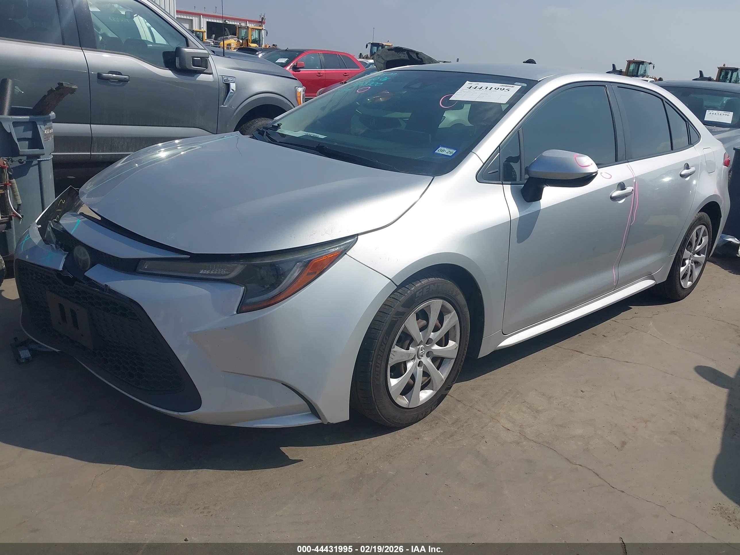 TOYOTA COROLLA image 2