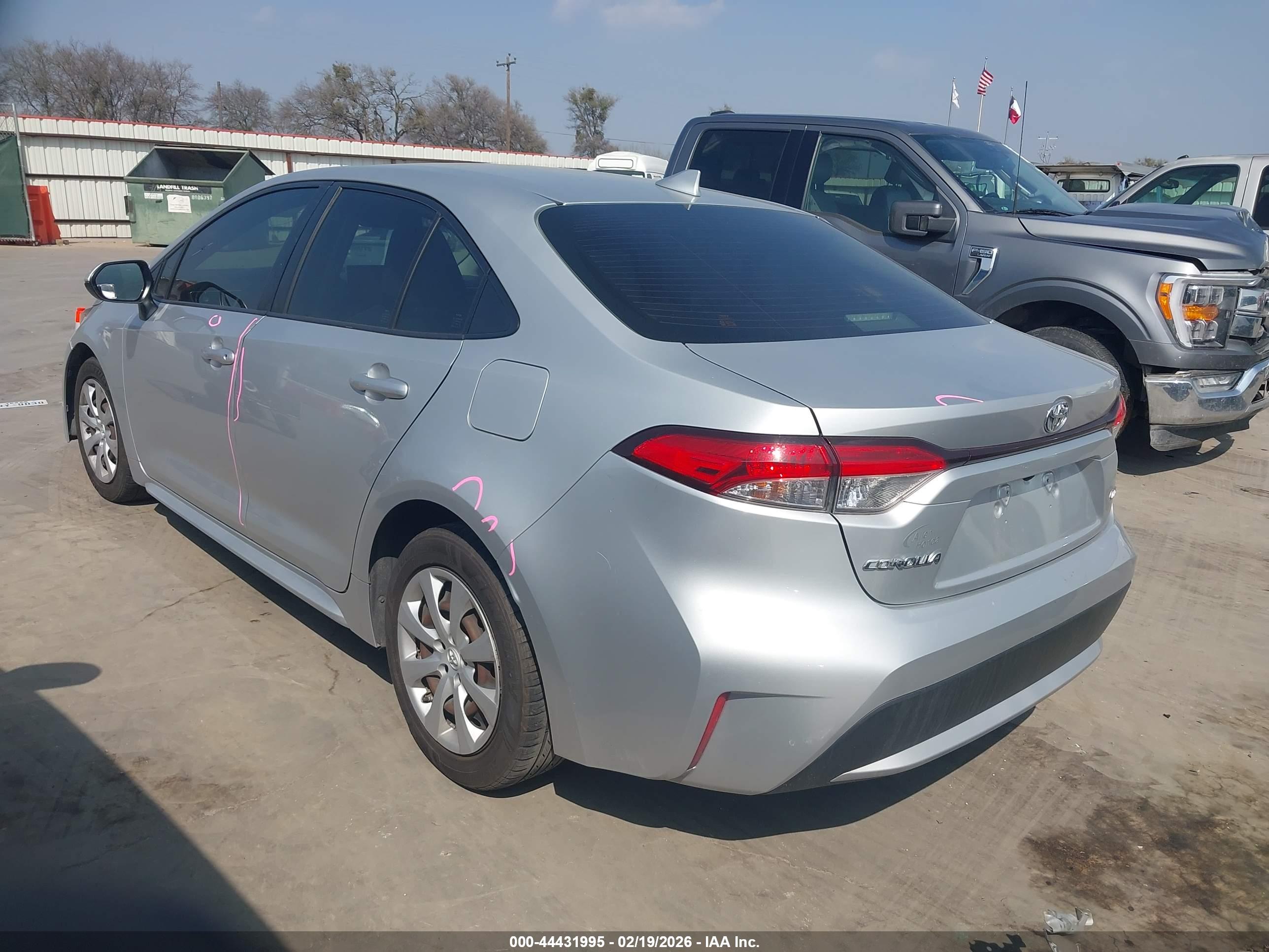 TOYOTA COROLLA image 3
